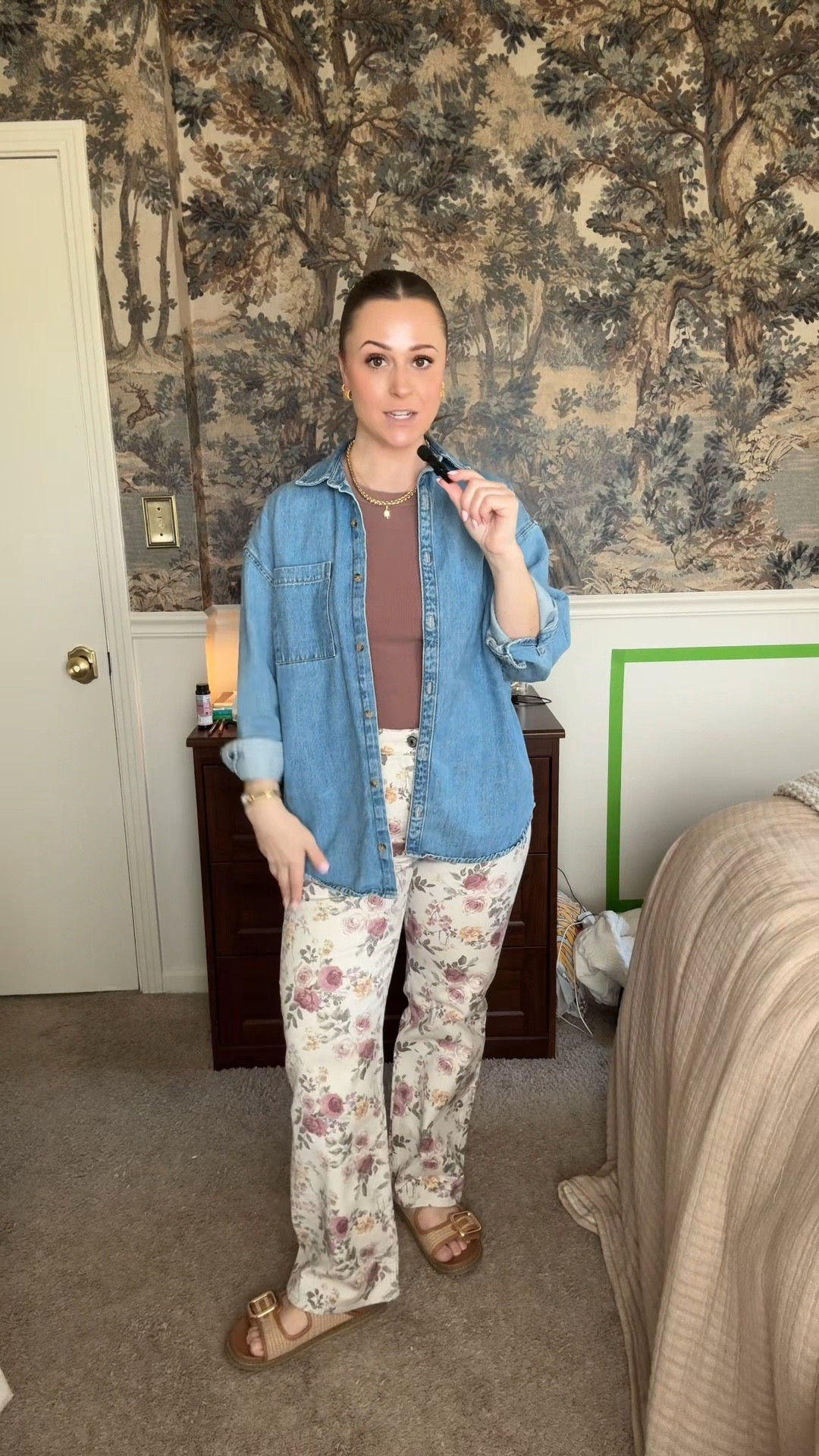 Birthday eve outfit!!! Love these floral pants from Abercrombie! 

#LTKootd #LTKSaleAlert #LTKstorytime