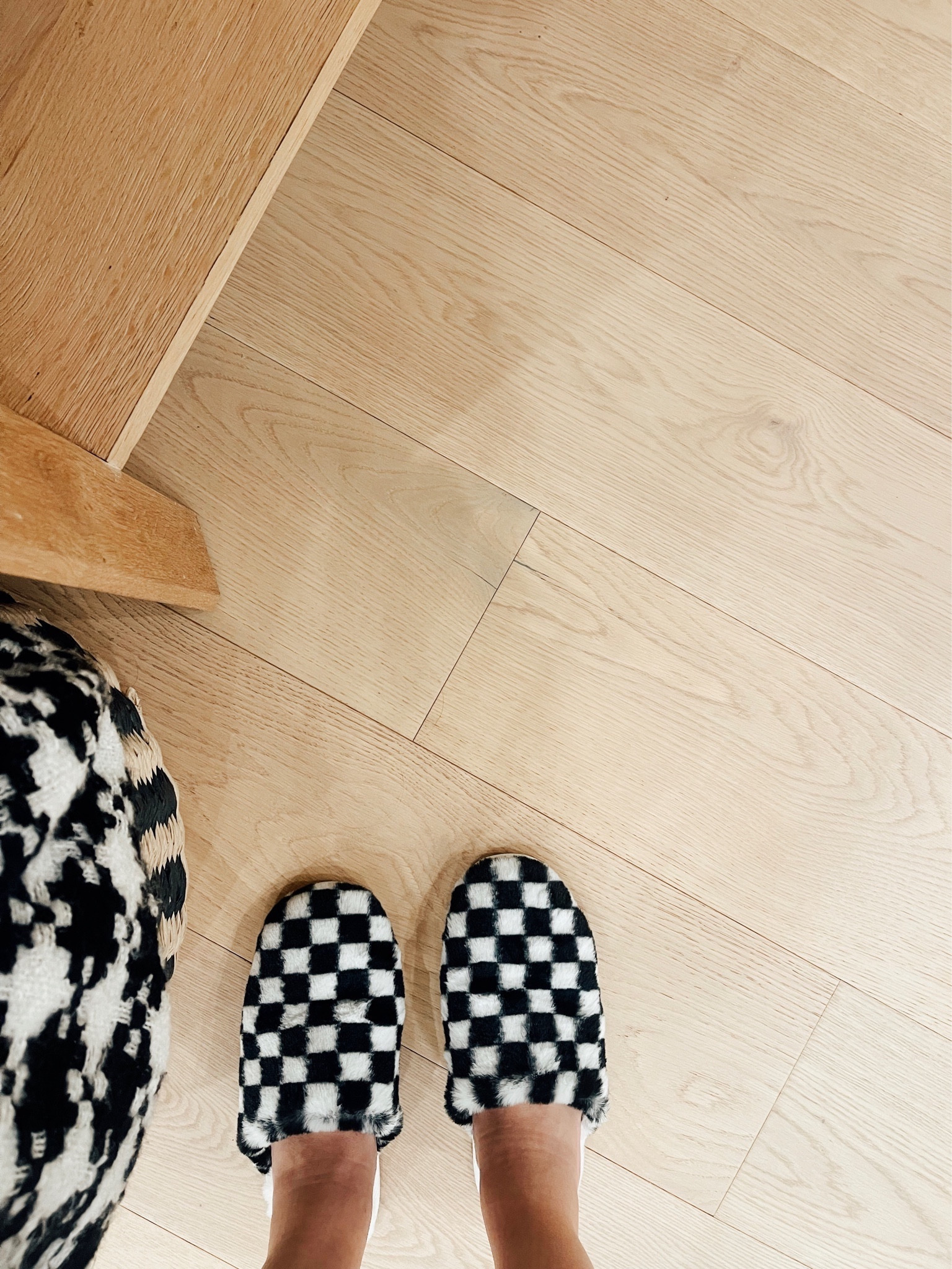 $10 black and white checkered home slippers from Target. #target #targetstyle #affordable #homeslippers