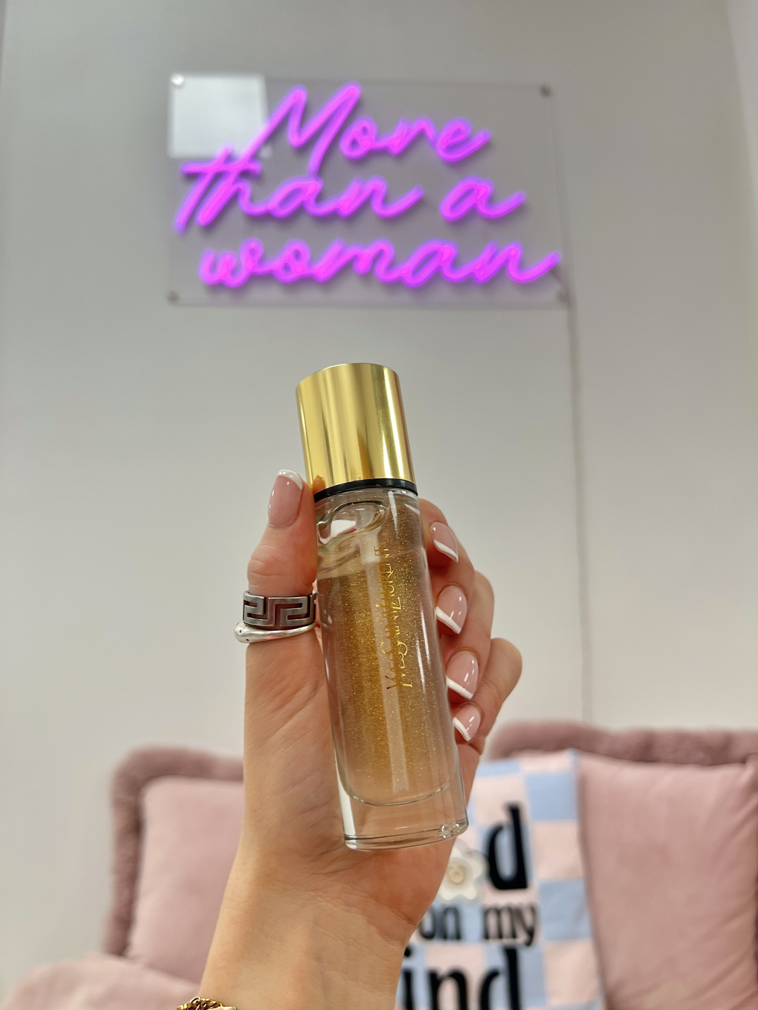 This primer is pure magic✨

#LTKGiftGuide #LTKbeauty #LTKitbag