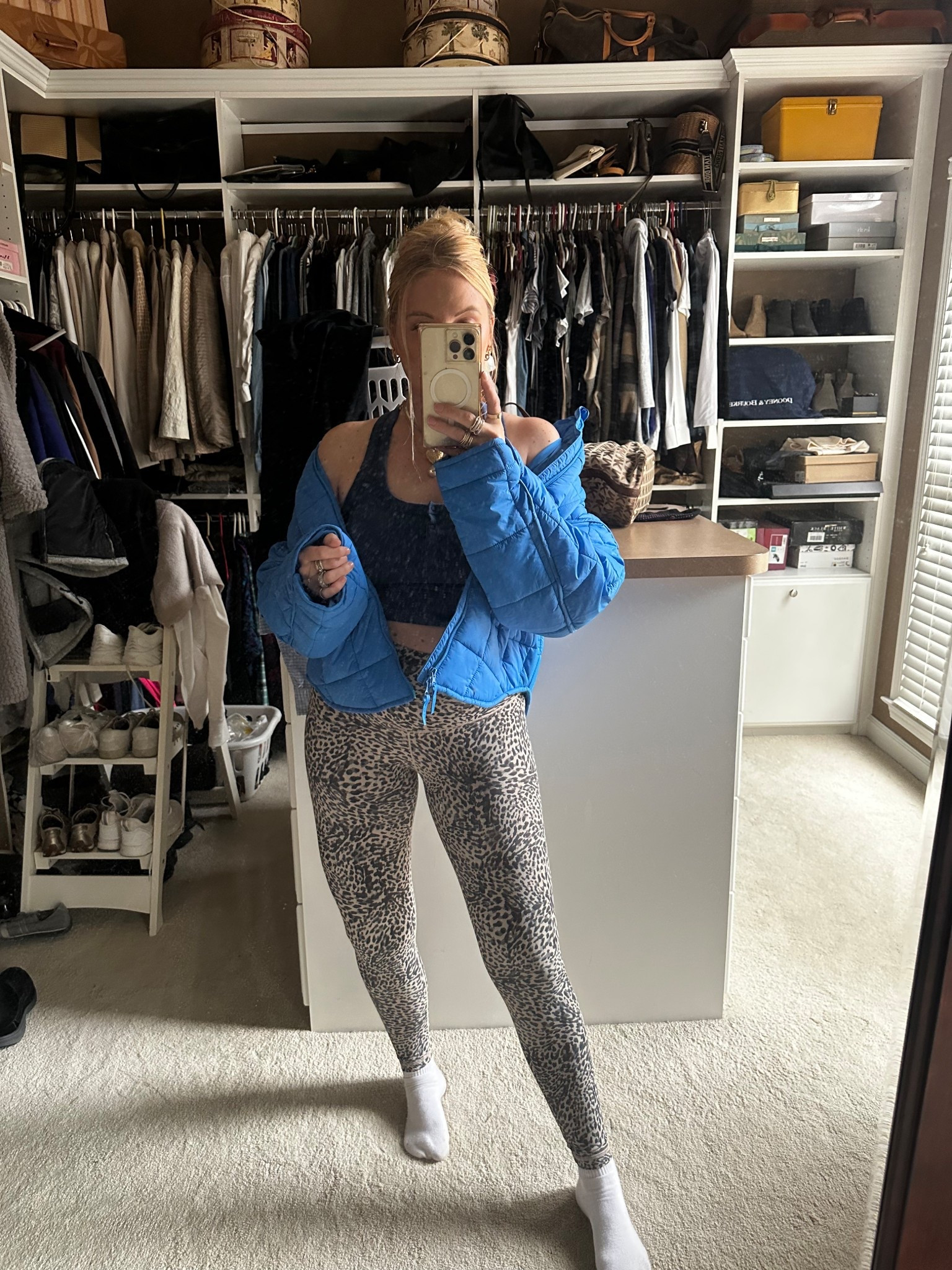 Easy throw on mom fit 
Medium in leggings
Small in jacket
Large in tank 

#LTKmomlife #LTKFindsUnder50