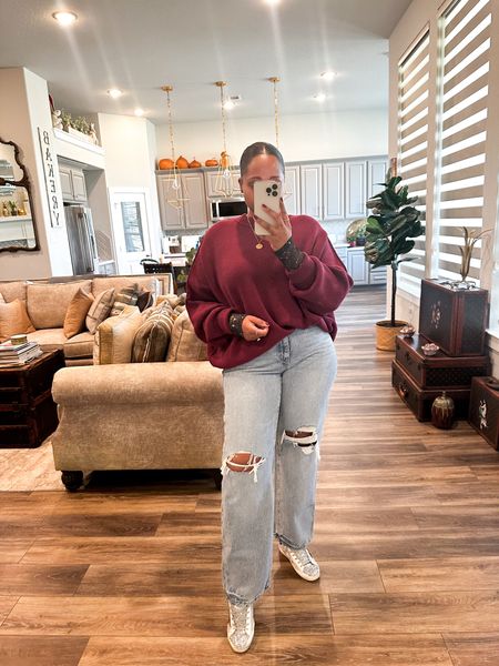 sweater-  small 
Top-  medium 
Jeans-  tts 8 
Sneakers-  tts 

Winter outfit - winter look - winter style - oversized sweater - jeans - high waisted jeans - sneakers - what to wear - how to style - midsize - midsize outfit - casual outfit - casual style - 

Follow my shop @styledbylynnai on the @shop.LTK app to shop this post and get my exclusive app-only content!

#liketkit 
@shop.ltk
https://liketk.it/4sluH

Follow my shop @styledbylynnai on the @shop.LTK app to shop this post and get my exclusive app-only content!

#liketkit 
@shop.ltk
https://liketk.it/4stlH

Follow my shop @styledbylynnai on the @shop.LTK app to shop this post and get my exclusive app-only content!

#liketkit 
@shop.ltk
https://liketk.it/4t9C6

Follow my shop @styledbylynnai on the @shop.LTK app to shop this post and get my exclusive app-only content!

#liketkit 
@shop.ltk
https://liketk.it/4teK0

Follow my shop @styledbylynnai on the @shop.LTK app to shop this post and get my exclusive app-only content!

#liketkit 
@shop.ltk
https://liketk.it/4uXPW

Follow my shop @styledbylynnai on the @shop.LTK app to shop this post and get my exclusive app-only content!

#liketkit 
@shop.ltk
https://liketk.it/4wr1L

Follow my shop @styledbylynnai on the @shop.LTK app to shop this post and get my exclusive app-only content!

#liketkit #LTKstyletip #LTKshoecrush #LTKsalealert
@shop.ltk
https://liketk.it/4ymM2