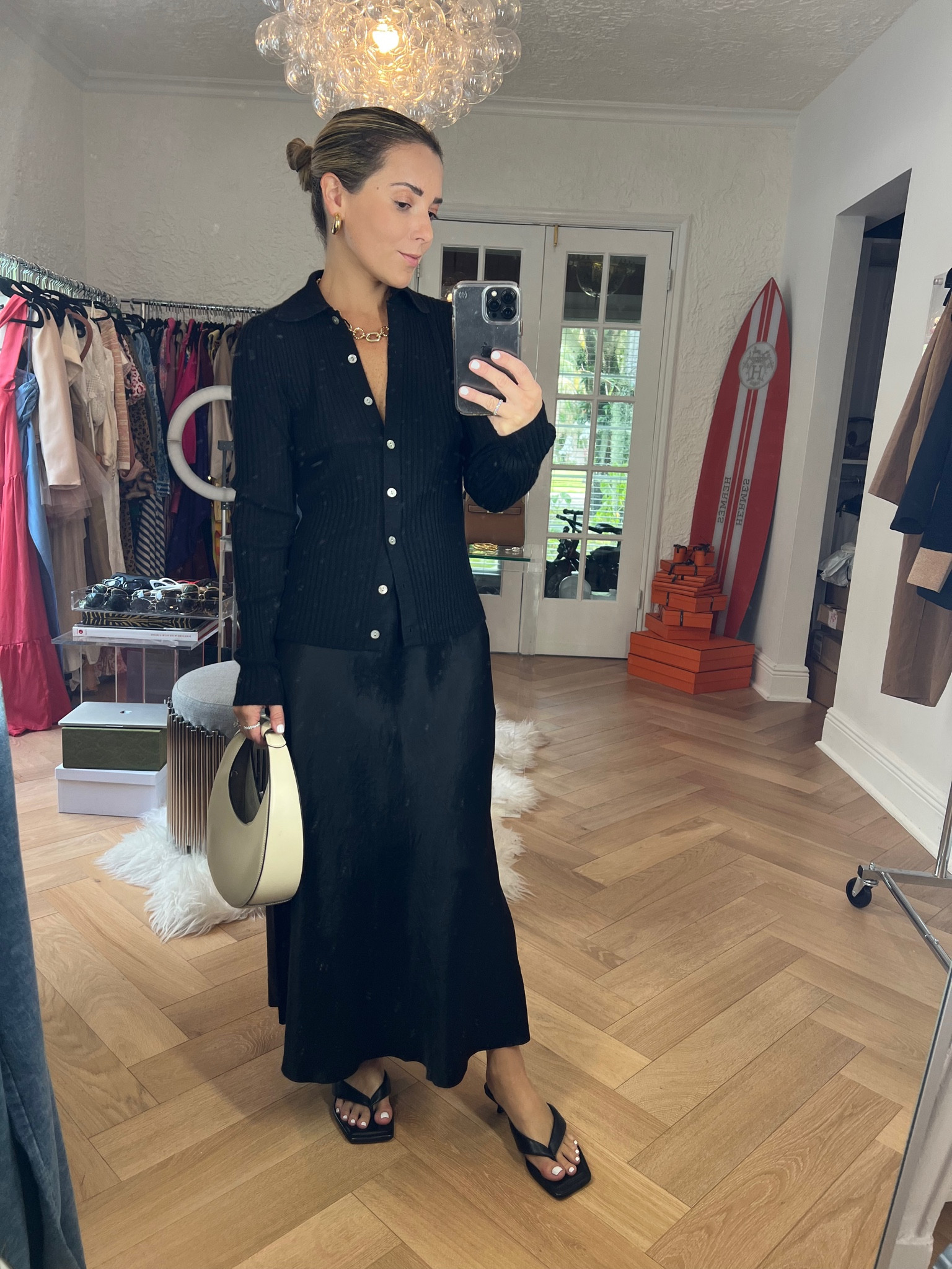 Sofia Richie style, work outfit idea, minimal style, black fall outfit, quiet luxury aesthetic, quiet luxury outfit 

#LTKworkwear #LTKBacktoSchool #LTKitbag