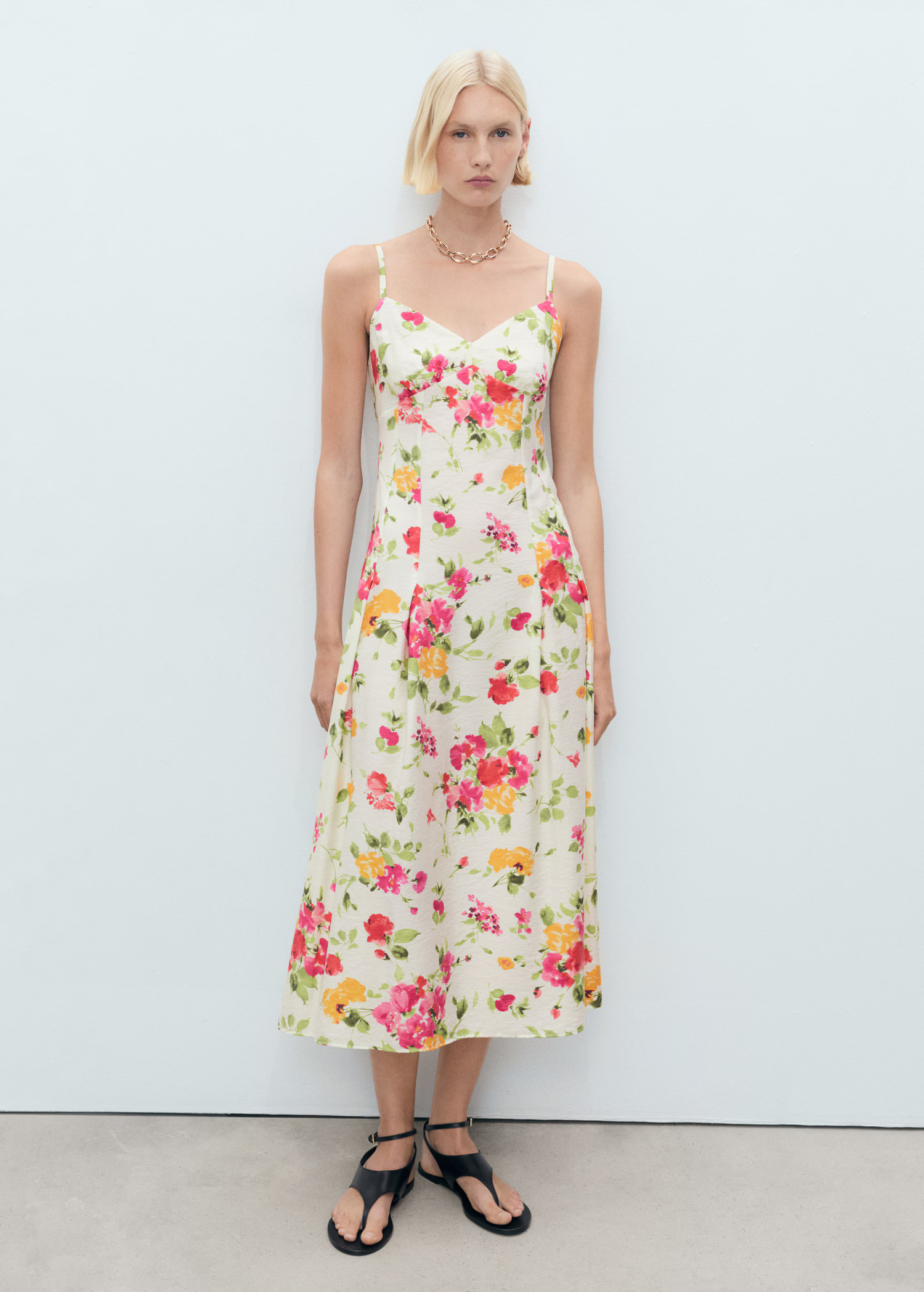 A-Linien-Kleid mit Blumenprint | Mango EU
