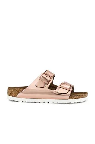 Arizona Soft Footbed Sandal in White Copper | Revolve Clothing (Global)