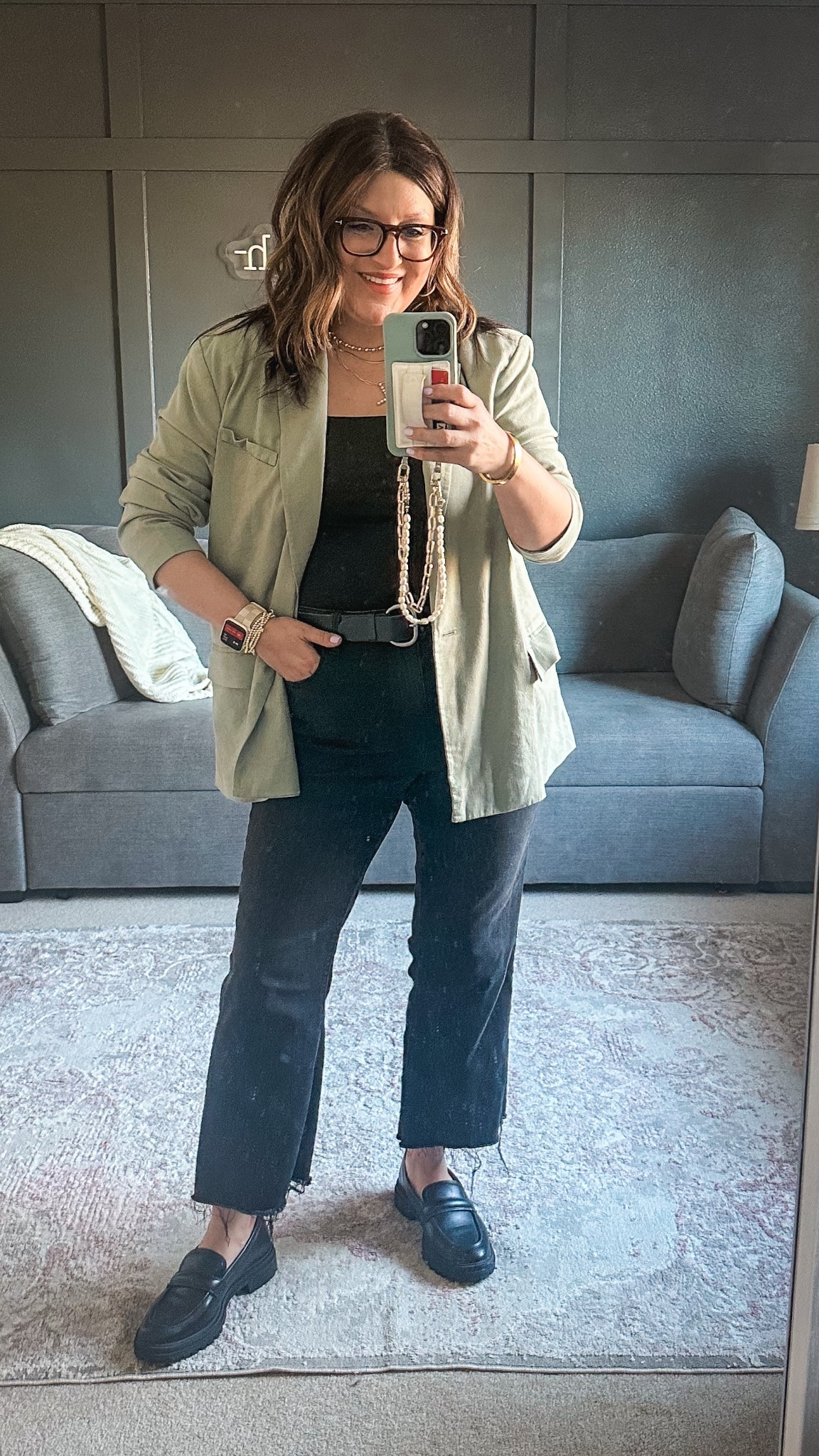 Today’s teacher outfit deets:
Open Edit linen blazer, XL
Express tank, L
Banana Republic Factory belt, L
AE crop jeans, 14
Madewell loafers



#LTKOver40 #LTKMidsize #LTKStyleTip