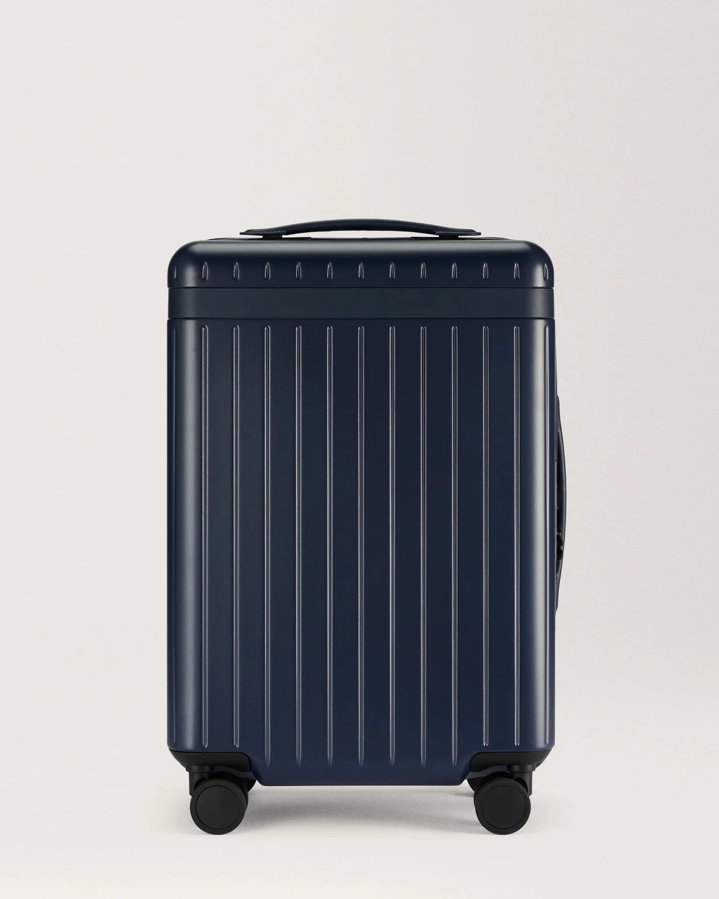 The Carry-on | Carl Friedrik