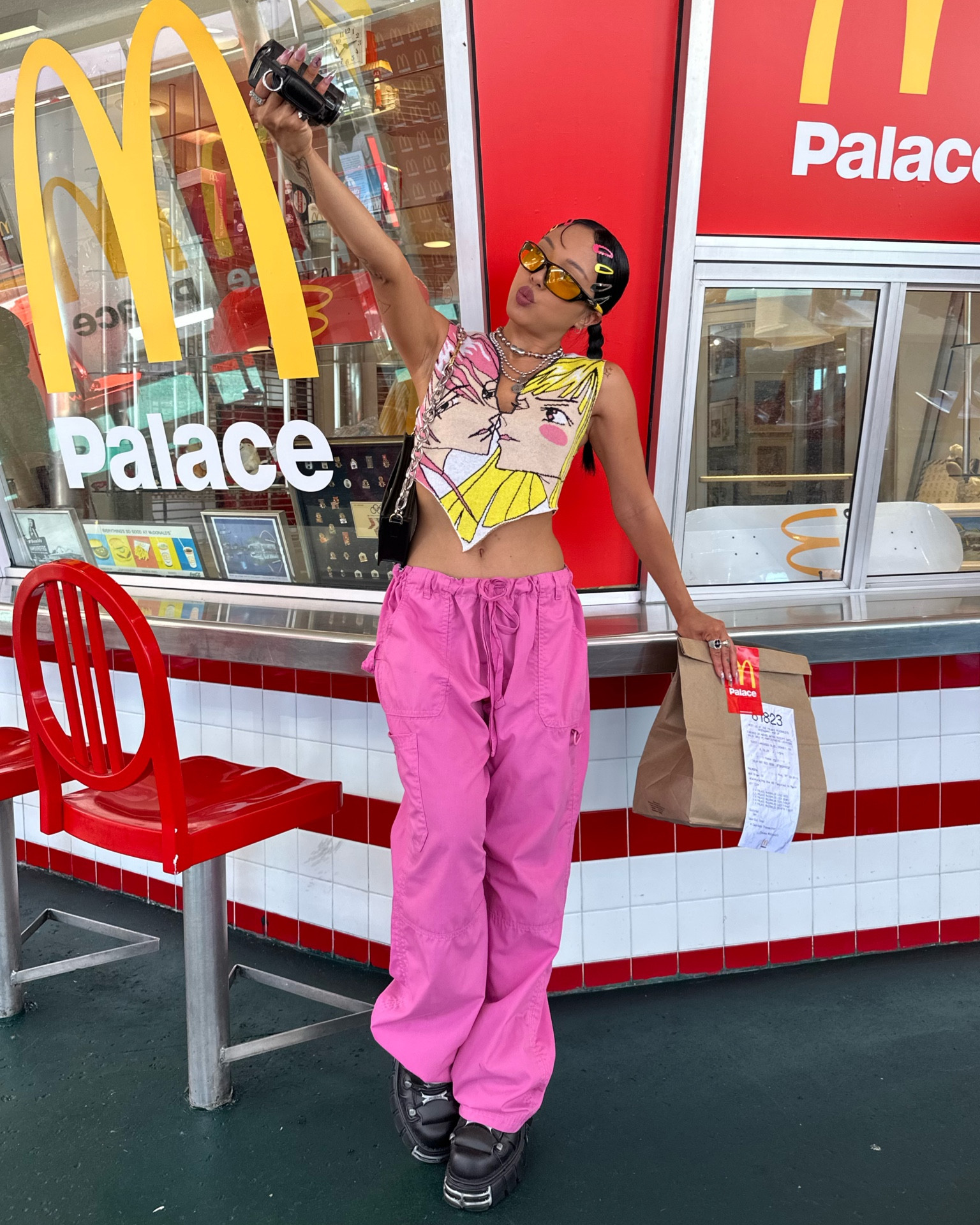 cargo scrubs are my new staple 💖

** im more of a sustainable shopper nowadays however I still wear old clothes from brands that I no longer support. I will cont to post the exact item even if it’s from fast fashion brands bc I understand that price point is a necessity for some, however will also link a similar, more sustainable option as well **

#LTKstyletip