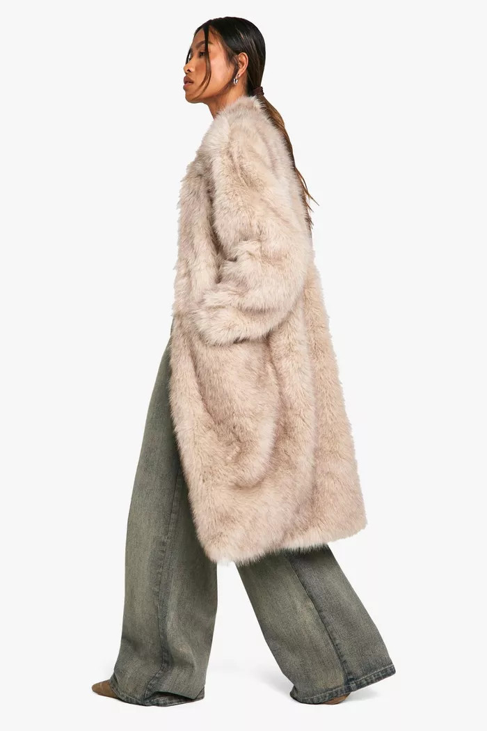 COPYRIGHT © 2025 BOOHOO | boohoo (US & Canada)