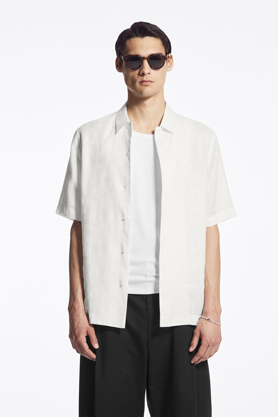 SHORT-SLEEVED LINEN SHIRT | COS (US)