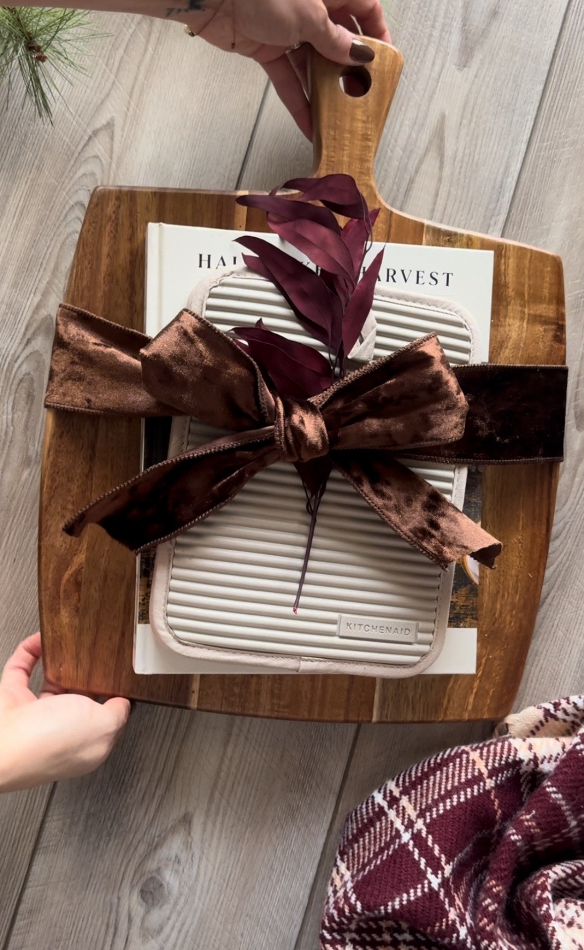 Simple Christmas gift idea ✨
#amazon #amazongifts #amazonhome #holidaygifts #christmasgifts #homedecor #christmas #giftguide 

#LTKHome #LTKHoliday #LTKGiftGuide