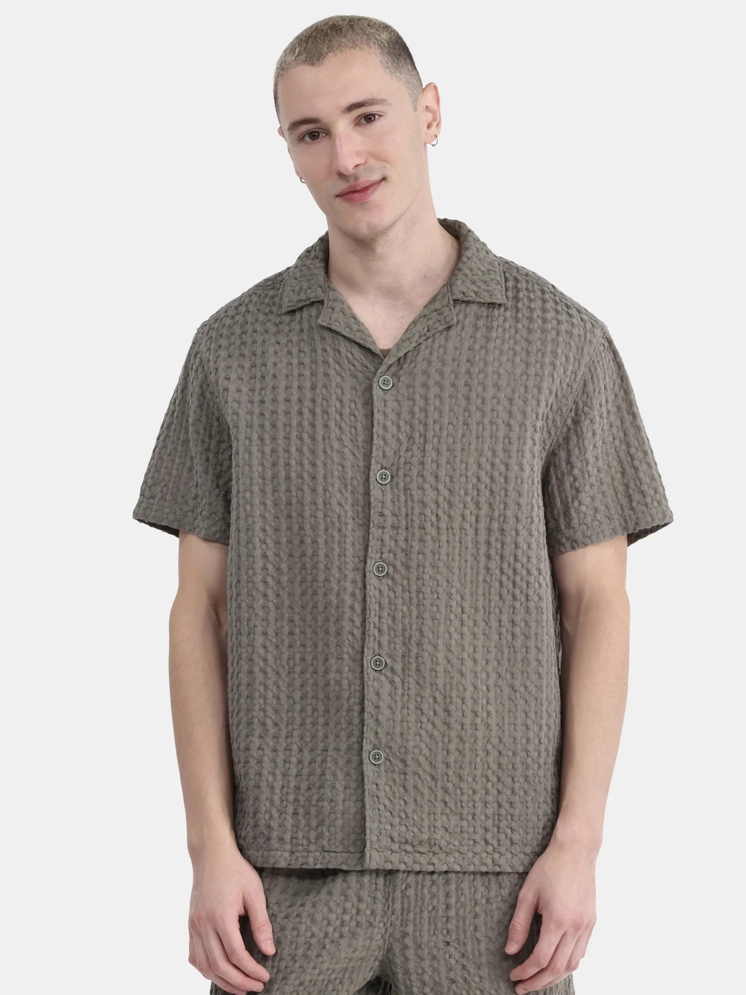 No Boundaries Men's & Big Men's Short Sleeve Textured Waffle Shirt, Sizes XS-5XL - Walmart.com | Walmart (US)