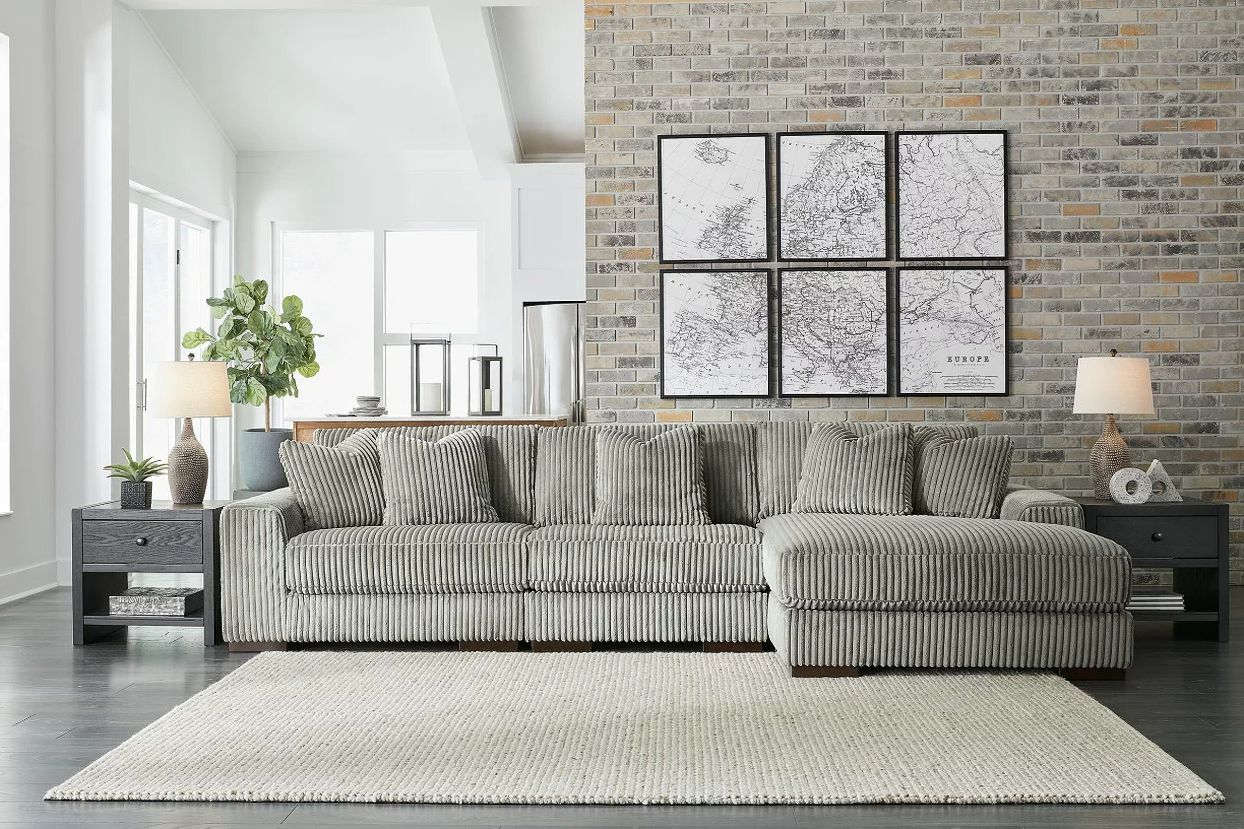 Lindyn 3-Piece RAF Sectional With Chaise In Fog | 1stopbedrooms