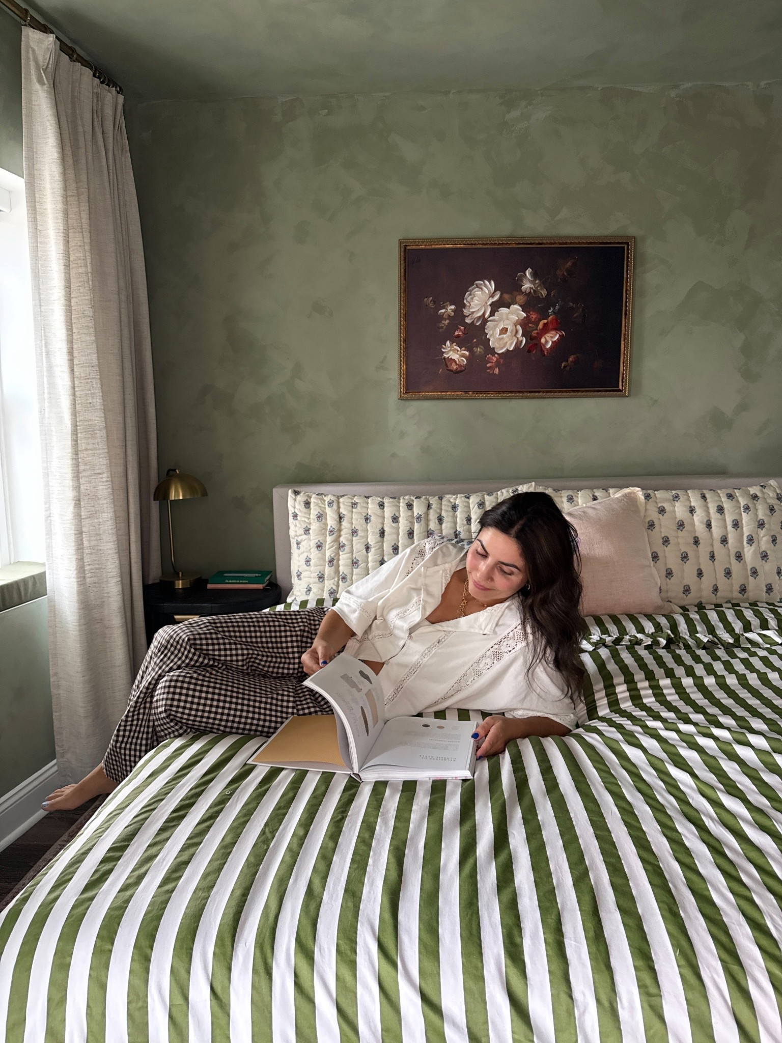 Love my striped bedding from Anthropologie and saw that it’s on sale! Super comfy + love that it’s a duvet so it’s washable 

#LTKHome #LTKSeasonal #LTKStyleTip