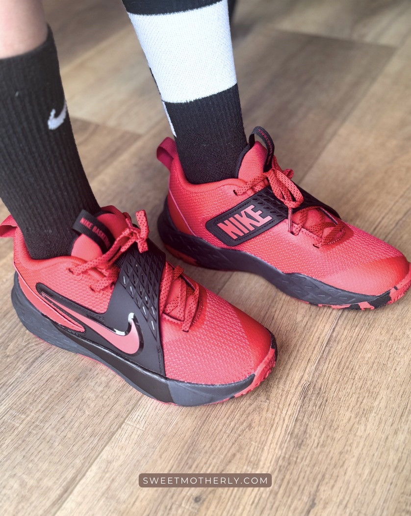 Get 𝟮𝟱% 𝗼𝗳𝗳 select items at Nike's Last Chance sale with code: STRONG

kids athletic sneakers
light up sneakers
slip on canvas shoes
velcro running shoes
kids rain boots
insulated winter boots
classic canvas high tops
kids dress shoes
water shoes for kids
supportive school shoes

#LTKHoliday #LTKSeasonal #LTKSaleAlert