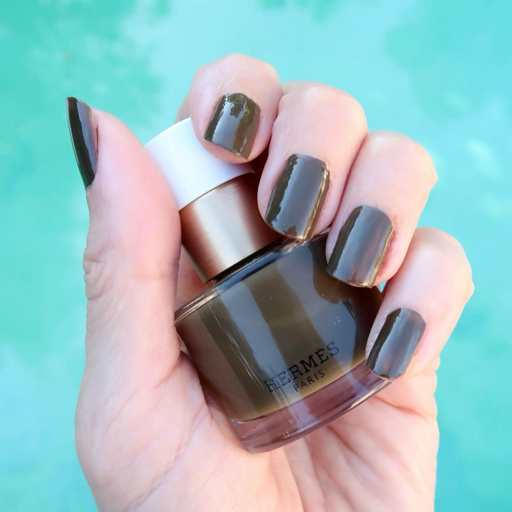Loving this neutral nail polish hue 🍫❤️

#LTKBeauty #LTKOver40 #LTKFindsUnder100