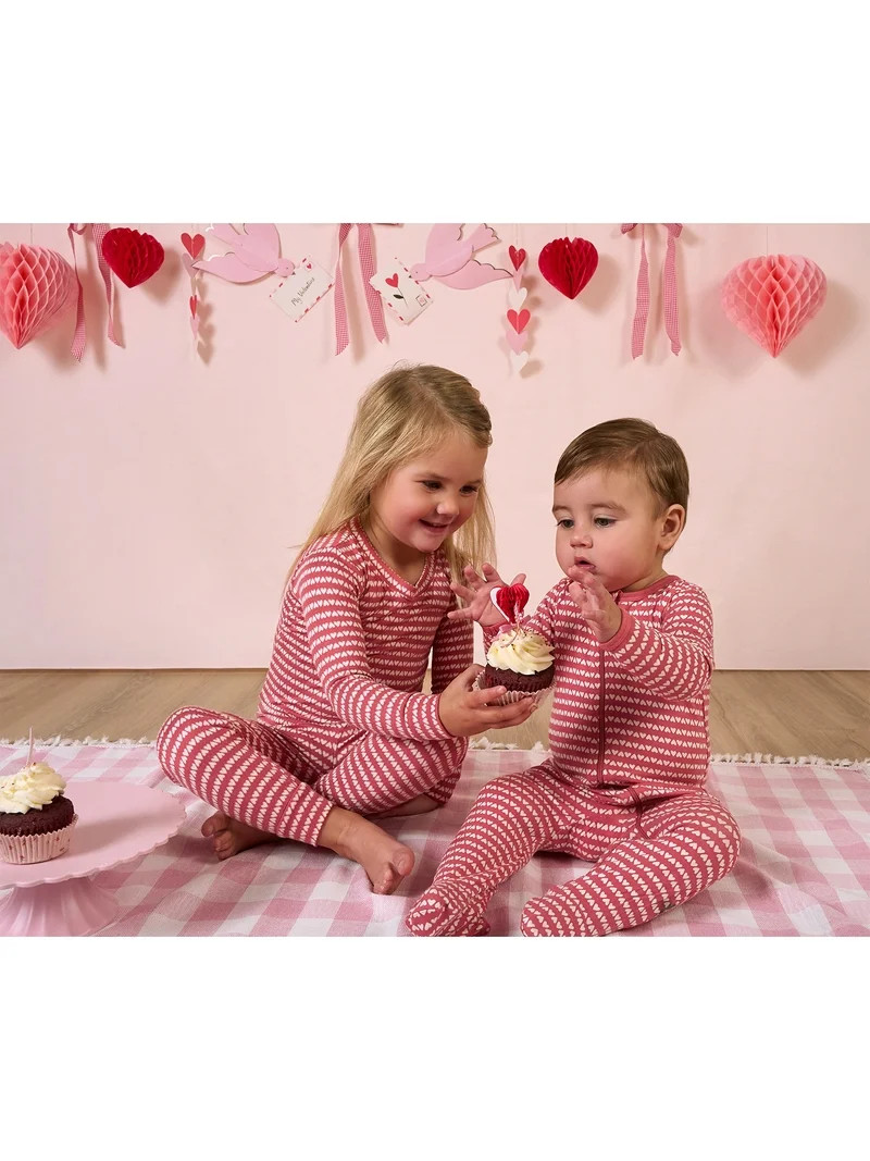 Modern Moments by Gerber Toddler Valentine´s Day Pajama Set, 2-Piece, Sizes 12M-5T | Walmart (US)