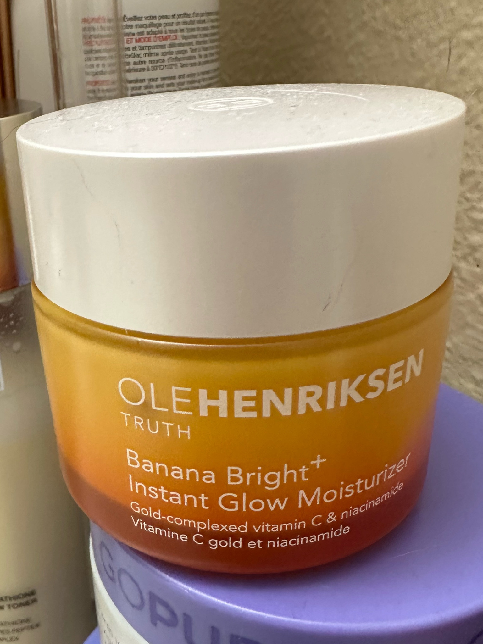 OLEHENRIKSEN
Banana Brightt Instant Glow Moisturizer Gold-complexed vitamin C & niacinamide

#LTKOver40 #LTKBeauty