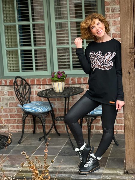 Tunic sweatshirt, graphic sweatshirt? Faux leather leggings, winter boots, waterproof boots, Sherpa lined boots

This fun tunic sweatshirt had me at “Howdy!” I paired it with black faux leather leggings and comfy fleece lined winter boots 

#LTKSeasonal #LTKunder100 #LTKshoecrush