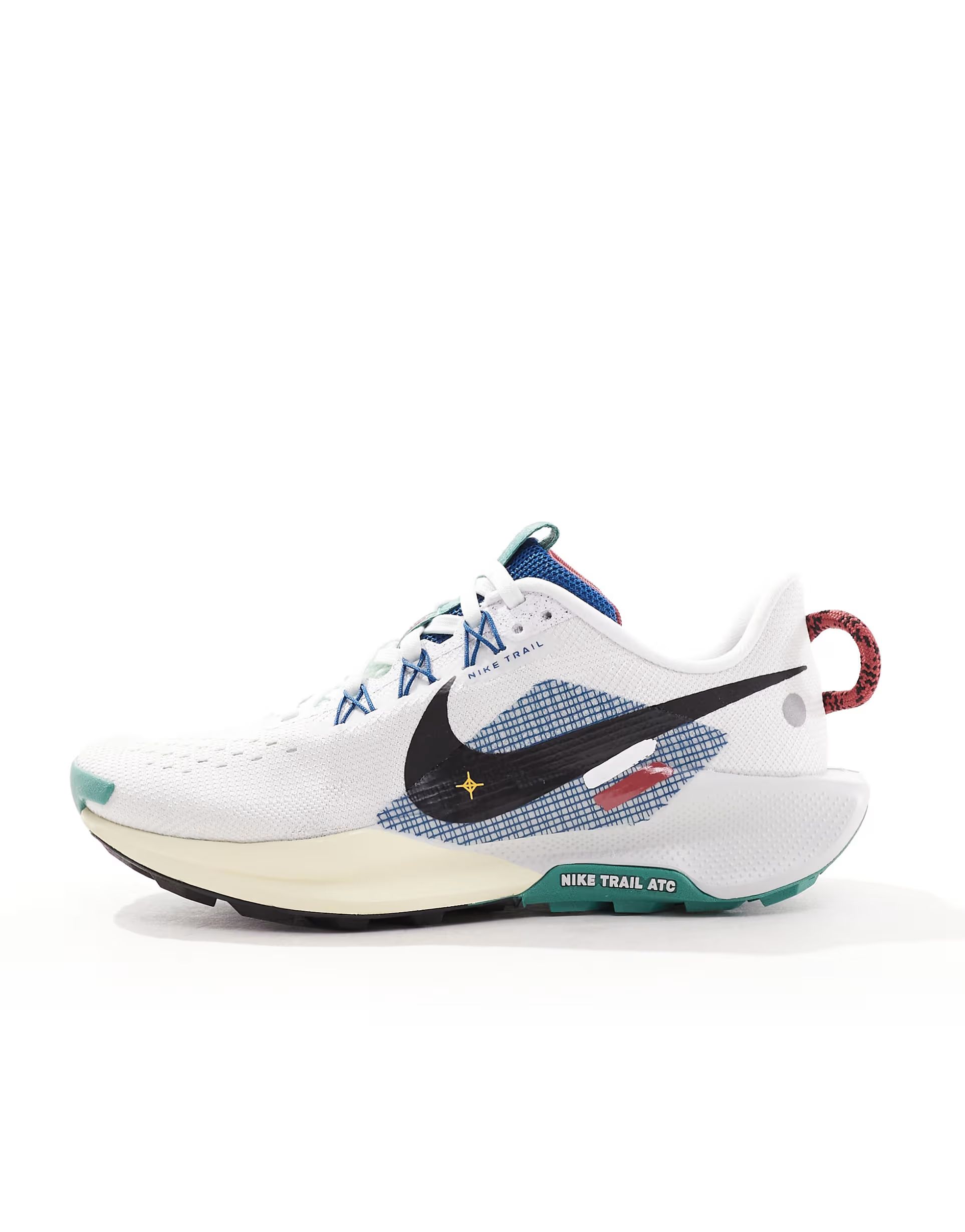 Nike Running Pegasus Trail 5 sneakers in white and court blue | ASOS (Global)