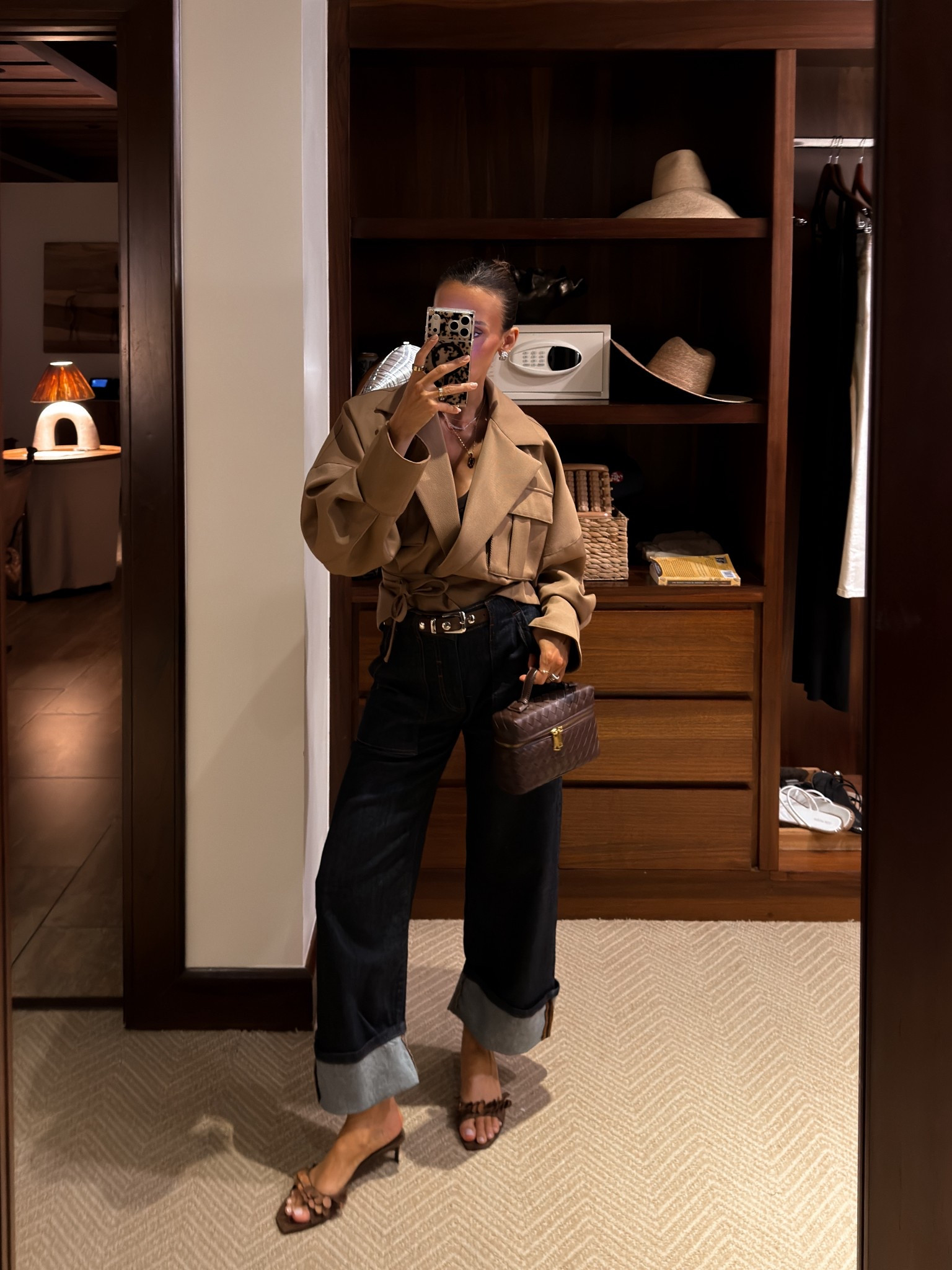 Dinner outfit for tonight’s horse show! 🐎
Jeans size 24, Jamey xs (both fit oversized!) 


#LTKSeasonal #LTKootd #LTKOver40