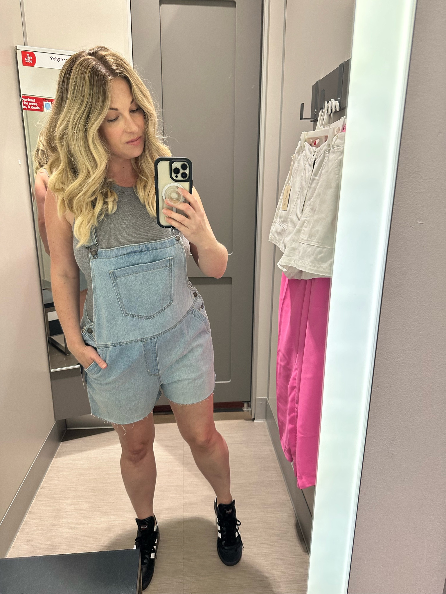 Shortalls for #momlife summer

#LTKSeasonal #LTKcurves #LTKunder50