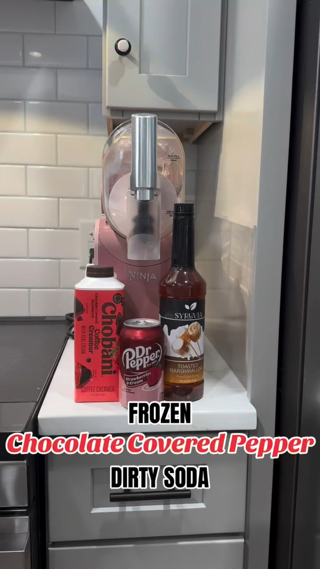 ✨ FROZEN DIRTY SODA SERIES ✨

Frozen Chocolate Covered Pepper Dirty Soda in the Ninja SLUSHi 🍓 

RECIPE: 👩🏻‍🍳 
16 oz Strawberries & Cream Dr. Pepper 🥤 
1 tbsp Syruvia Toaster Marshmallow Syrup
3 tbsp CHOBANI Chocolate Covered Strawberry coffee creamer ☕️ 
SET TO SLUSH +1 (4 bars)
Add to cup
Top with whipped cream + a strawberry 🍓 
Enjoy! 😋

Shoutout to @cornerstorecandyco for the dirty soda inspo ✨

#ninjaslushi #dirtysoda #dirtydrpepper #chocolatecoveredstrawberries