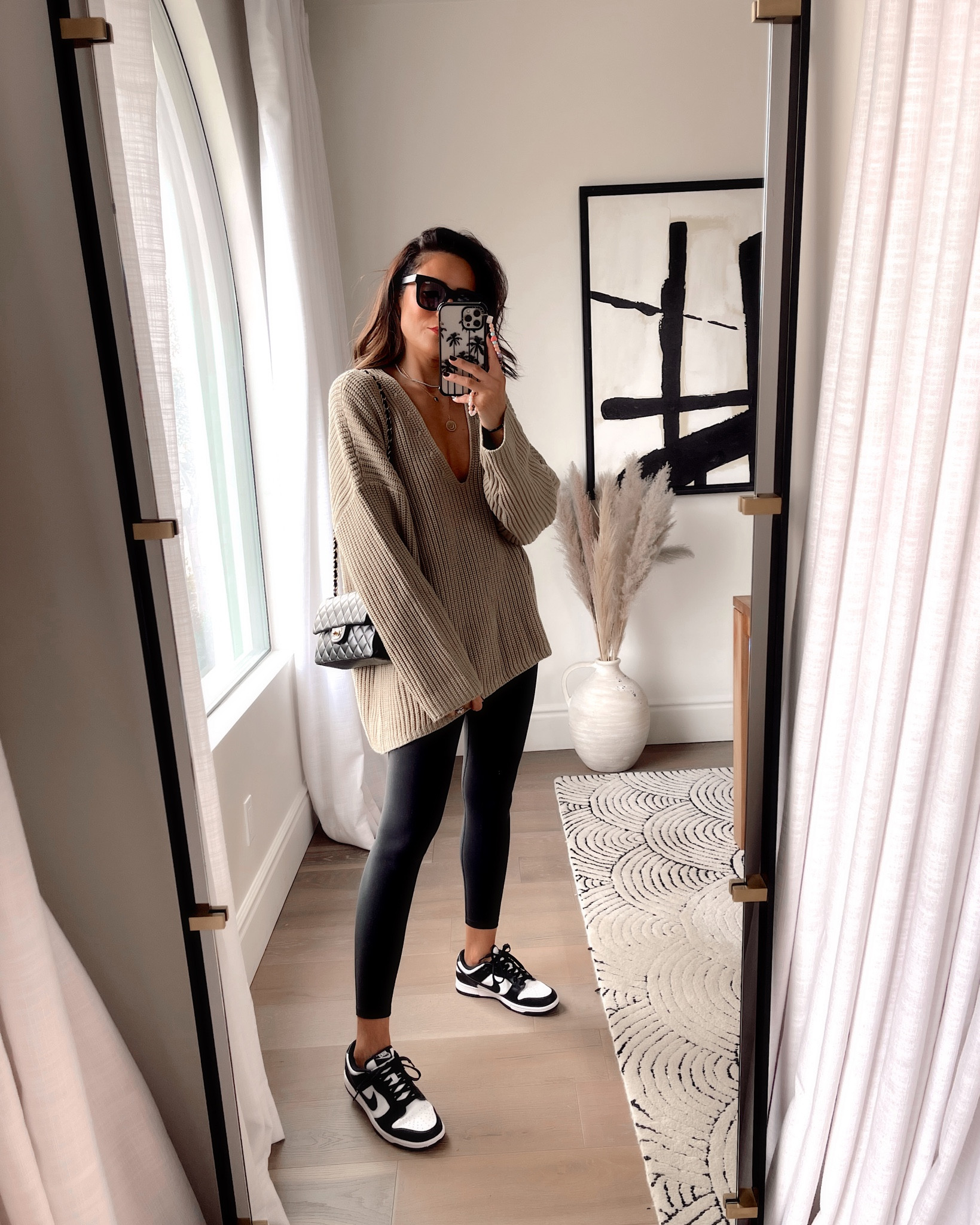 leggings and dunks
