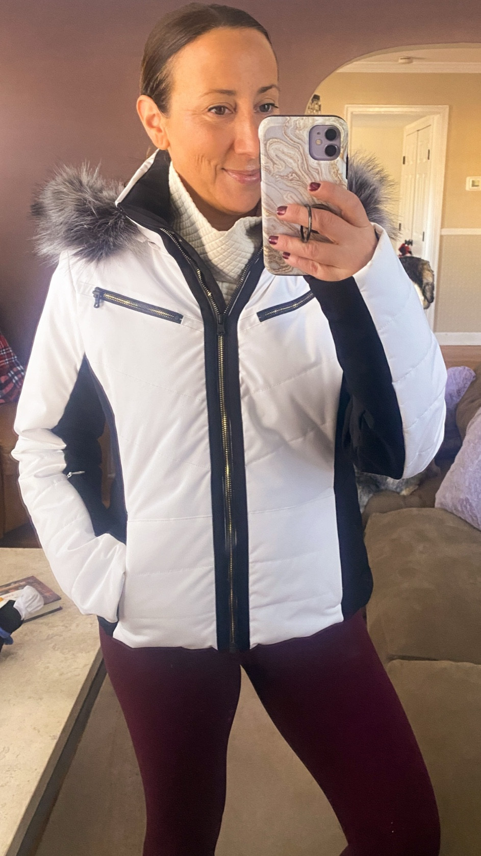 Ski outfit  Loungewear. Cozy. Winter outfit. Leggings. Winter coat. Ski coat. Ltkvideo. Ski outfit. Amazon find. Amazon fashion. 


#LTKActive #LTKFindsUnder100 #LTKSeasonal