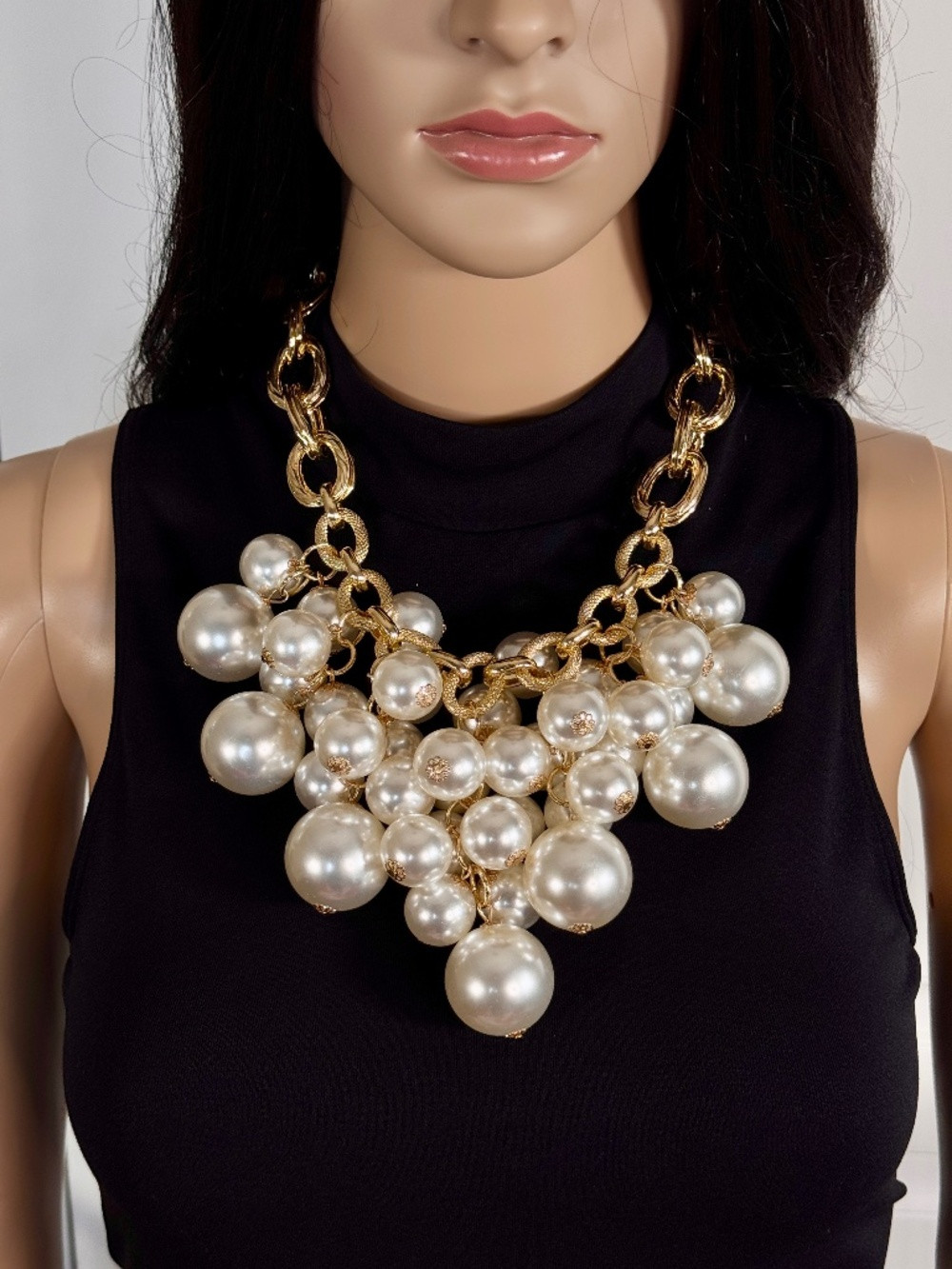 CLUSTERED CHUNKY PEARL WOMEN'S STATEMENT NECKLACE ON GOLD CHAIN LINKS | Poshmark