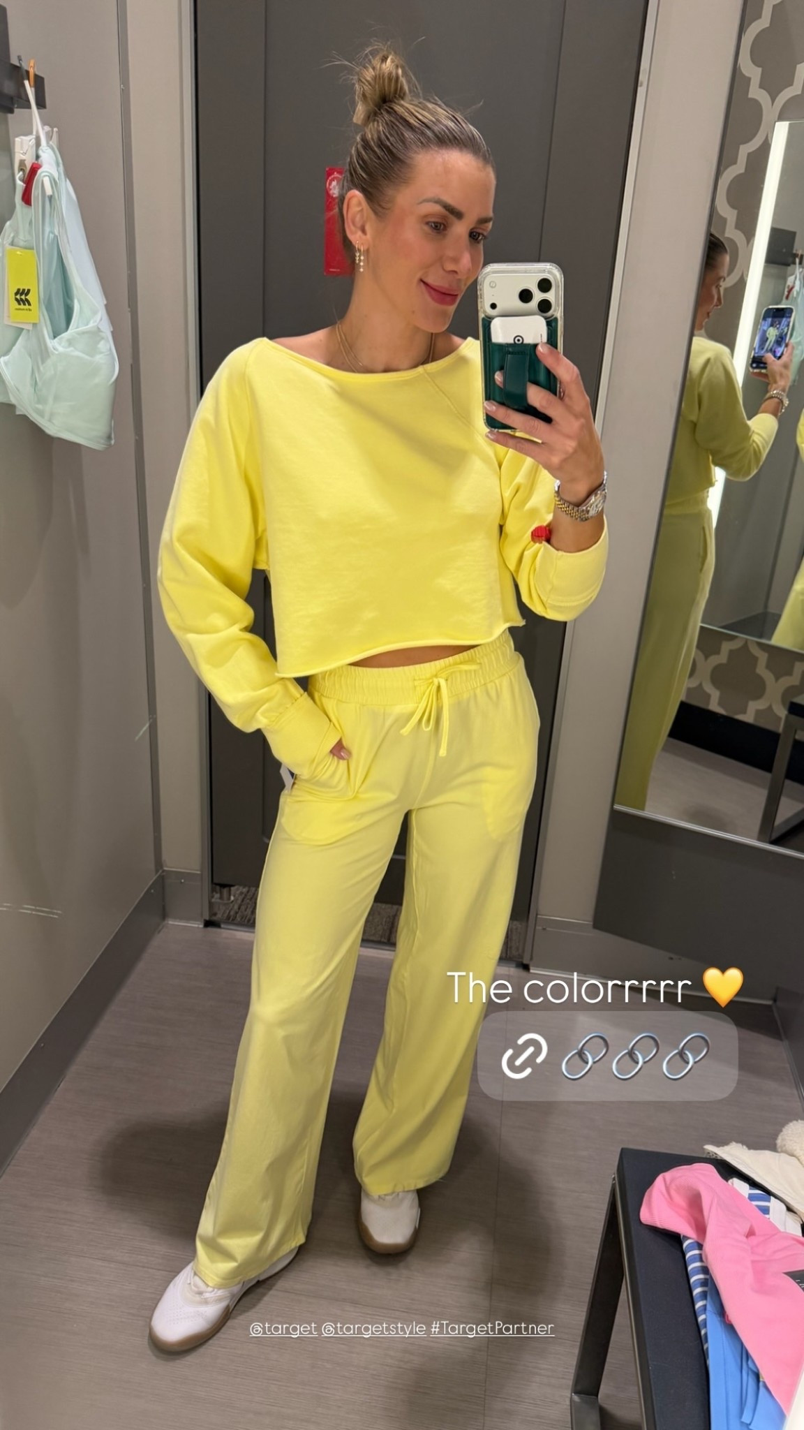 The colorrrrr 💛 @target @targetstyle 

#LTKActive #LTKmomlife #LTKootd