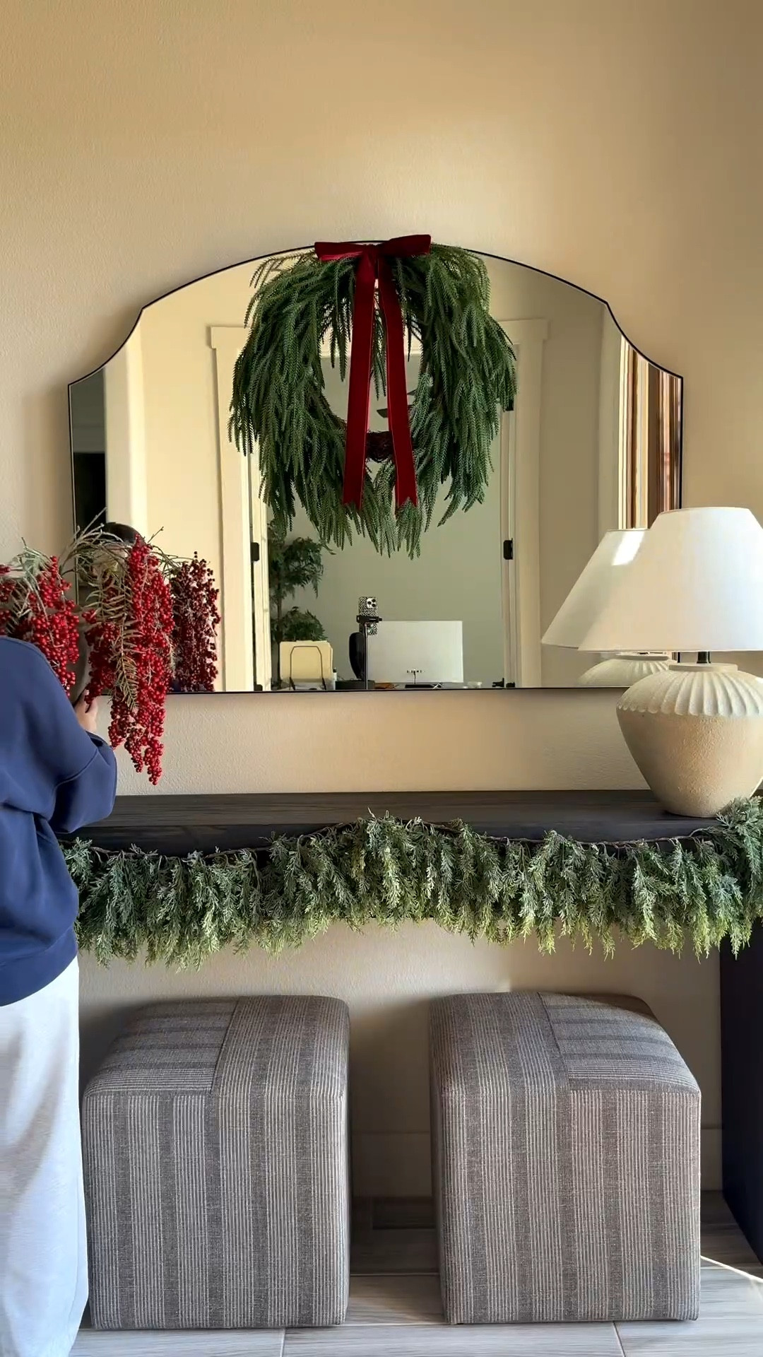 Christmas Console Styling 

#LTKHoliday #LTKHome #LTKSeasonal