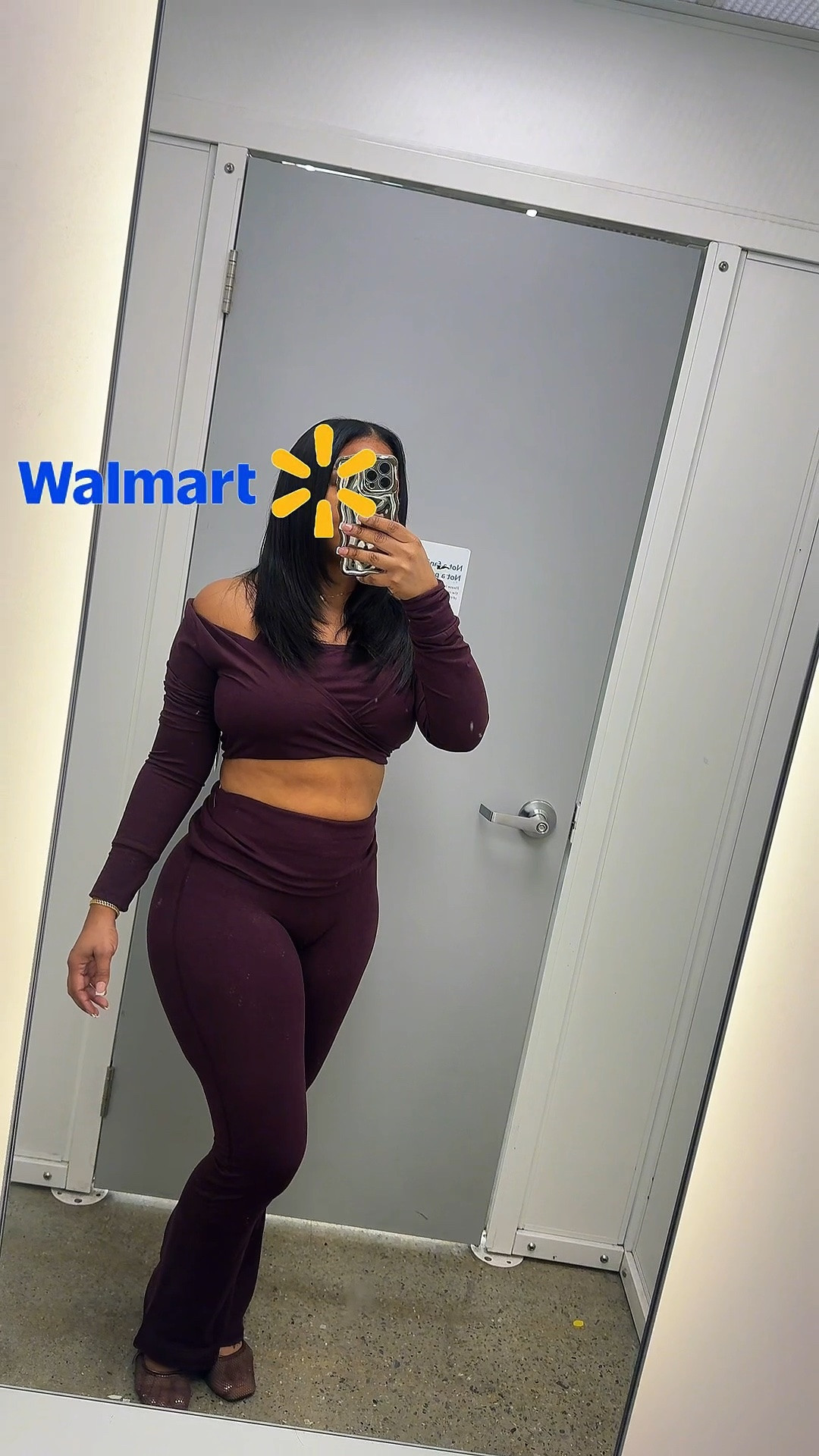 Walmart activewear find 🍂✨ 

Size reference 
5”3 163lbs  36DD 
Wearing a size medium for both Top and Bottom 


These Athletic Works ButterCore pieces come in 4 colors with different styles you can mix & match to create your perfect set! 💕 
From flare leggings to cute tanks and wrap tops—so many outfit combos without the expensive price tag. 🙌

Buttery soft + comfy + cute = YES! 🛍️ Everything linked on my LTK! fall outfits women over 50

#LTKActive #LTKxWalmart #LTKSaleAlert