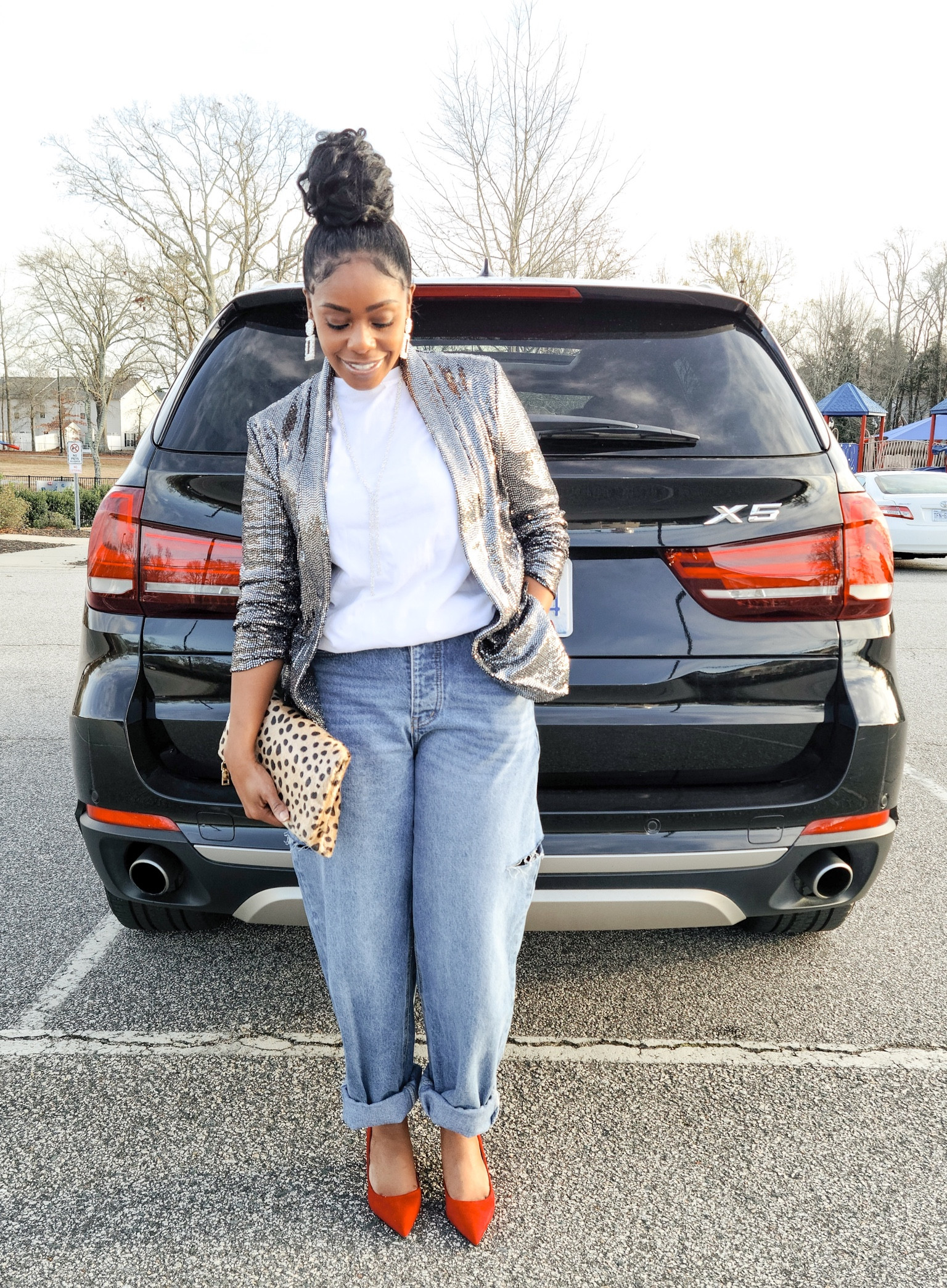 Sparkle!
#sequnblazer #sideslitjeans #holidayoutfits #festiveoutfits 

#LTKstyletip #LTKSeasonal #LTKHoliday