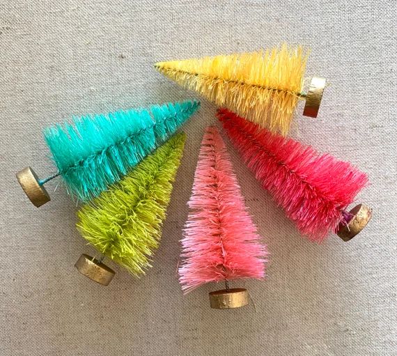 Read the full title
    Bottle Brush Tree Set - Merry and Bright 2.75 Inch Vintage Style Christma... | Etsy (US)