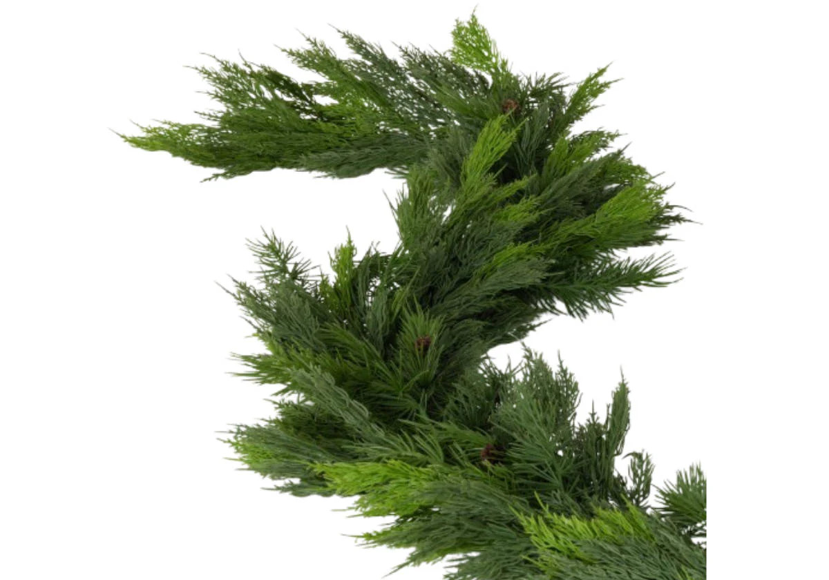 LUSH GREEN CEDAR GARLAND | Alice Lane Home Collection