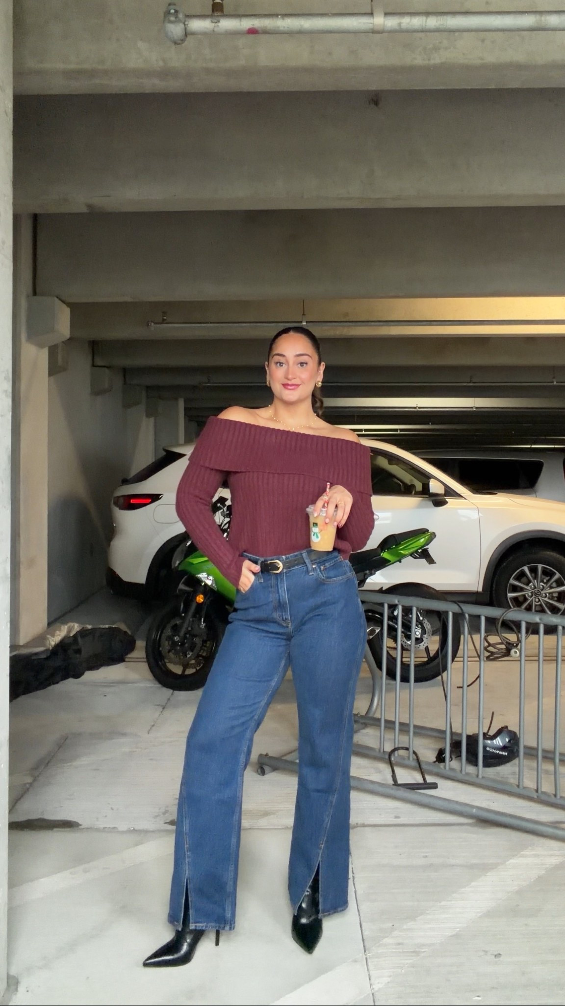 Casual corporate OOTD 
Top: Medium
Jeans: 28
Shoes: 7.5


#LTKdayinmylife #LTKHoliday #LTKWorkwear