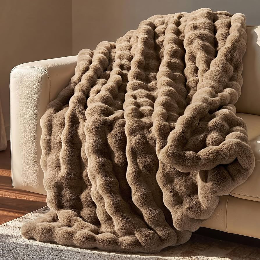 EverGrace Double-Sided Bubble Faux Fur Throw Blanket, 60"x80", Natural Tan | Amazon (US)