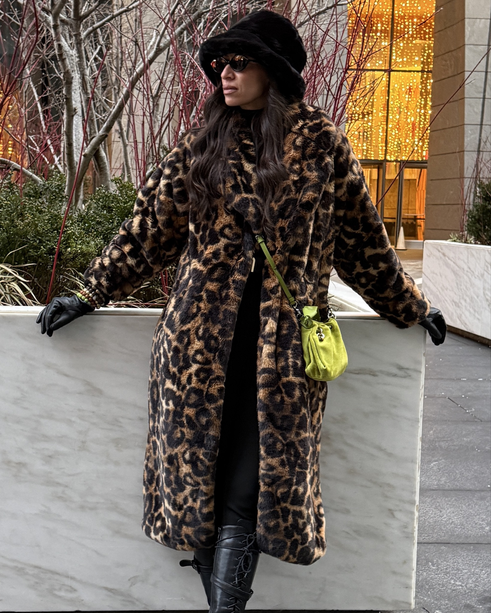 Add a pop of color to your winter blues! 
Bag + Bracelets at www.orianalamarcadesigns.com