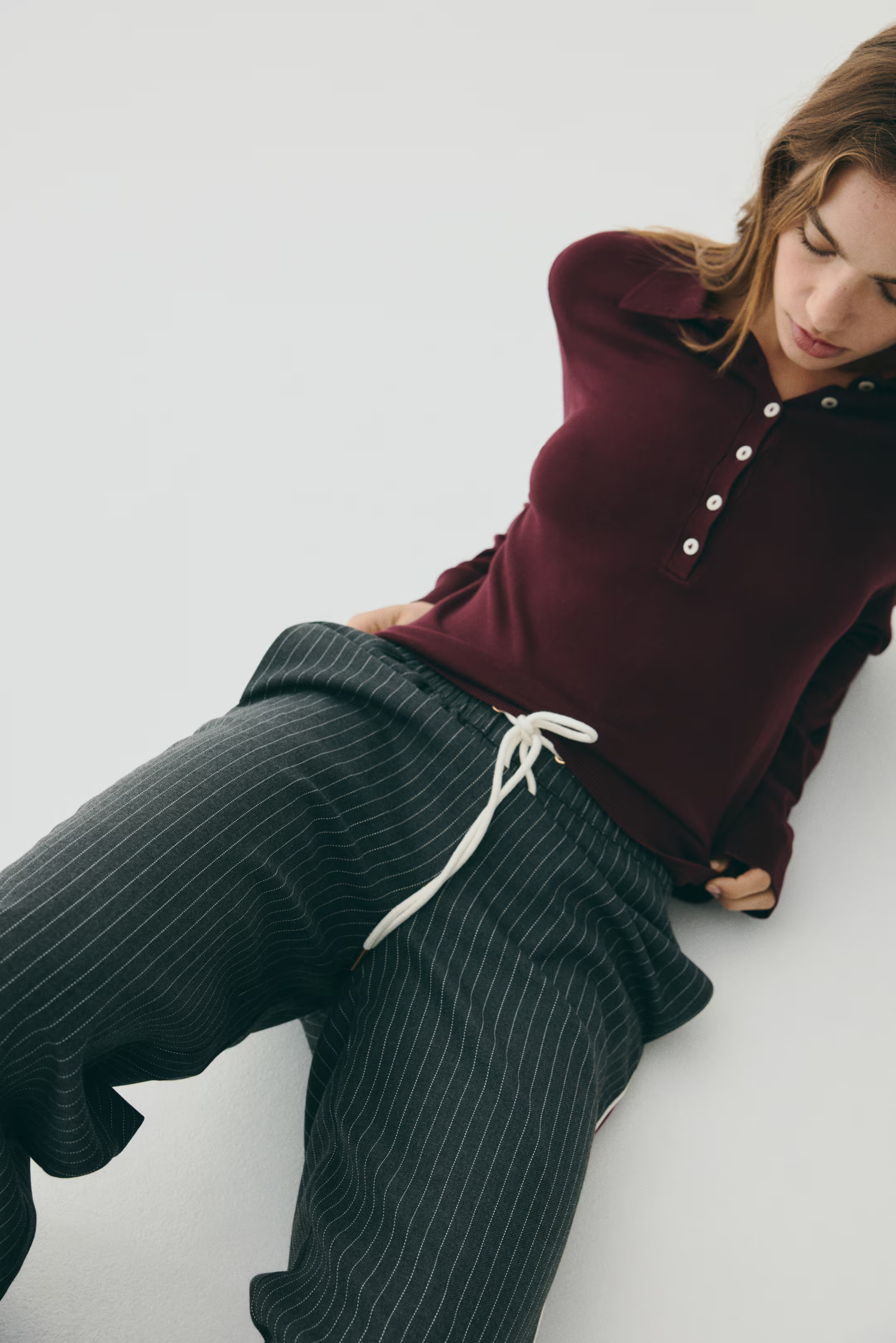 Long-sleeved polo shirt - Burgundy - Ladies | H&M GB | H&M (UK, MY, IN, SG, PH, TW, HK)