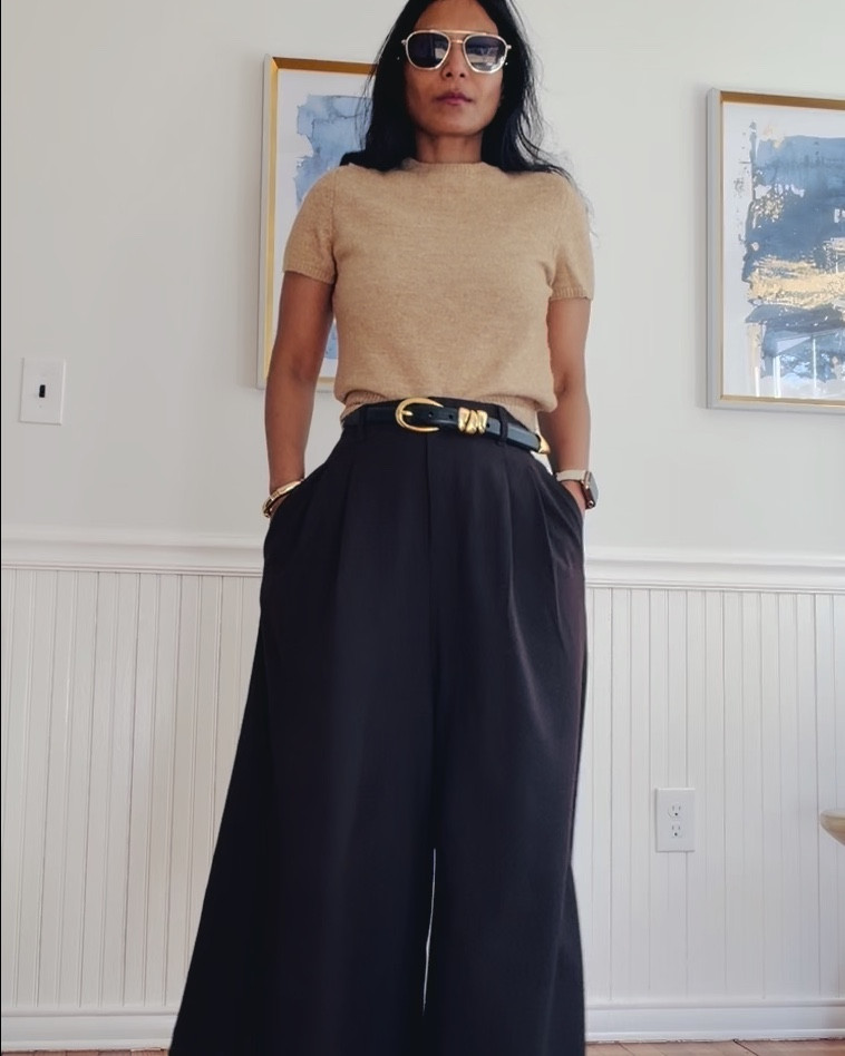Work style for petite pear figures🍐 This neutral knit is still in stock and works with everything. The belt is on massive sale and really good quality (highly recommend!). And you might already be familiar with the pants since I’ve been wearing them a lot lately. Each piece is under $50 but they look expensive. 