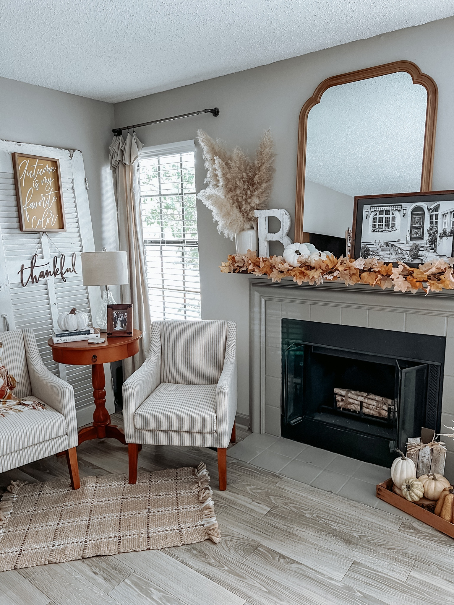 The coziest fall corner!! Now I just need the weather to get below 70° 🤣🍁🍂

#fall #fallhome #falldecor #homedecor #home 


#LTKstyletip #LTKhome #LTKSeasonal