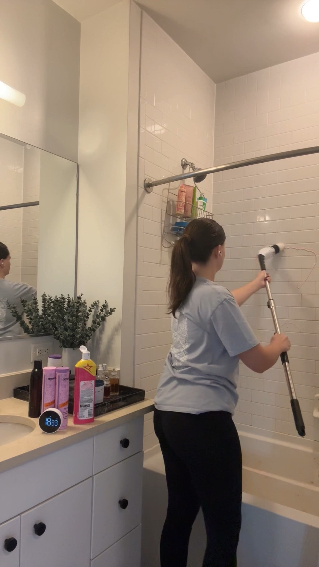 20 minutes to do every chore I’ve been putting off 😅⏳ let’s see how much I can clean! 🧽 cleaning products linked 

#LTKFindsUnder50 #LTKHome #LTKVideo