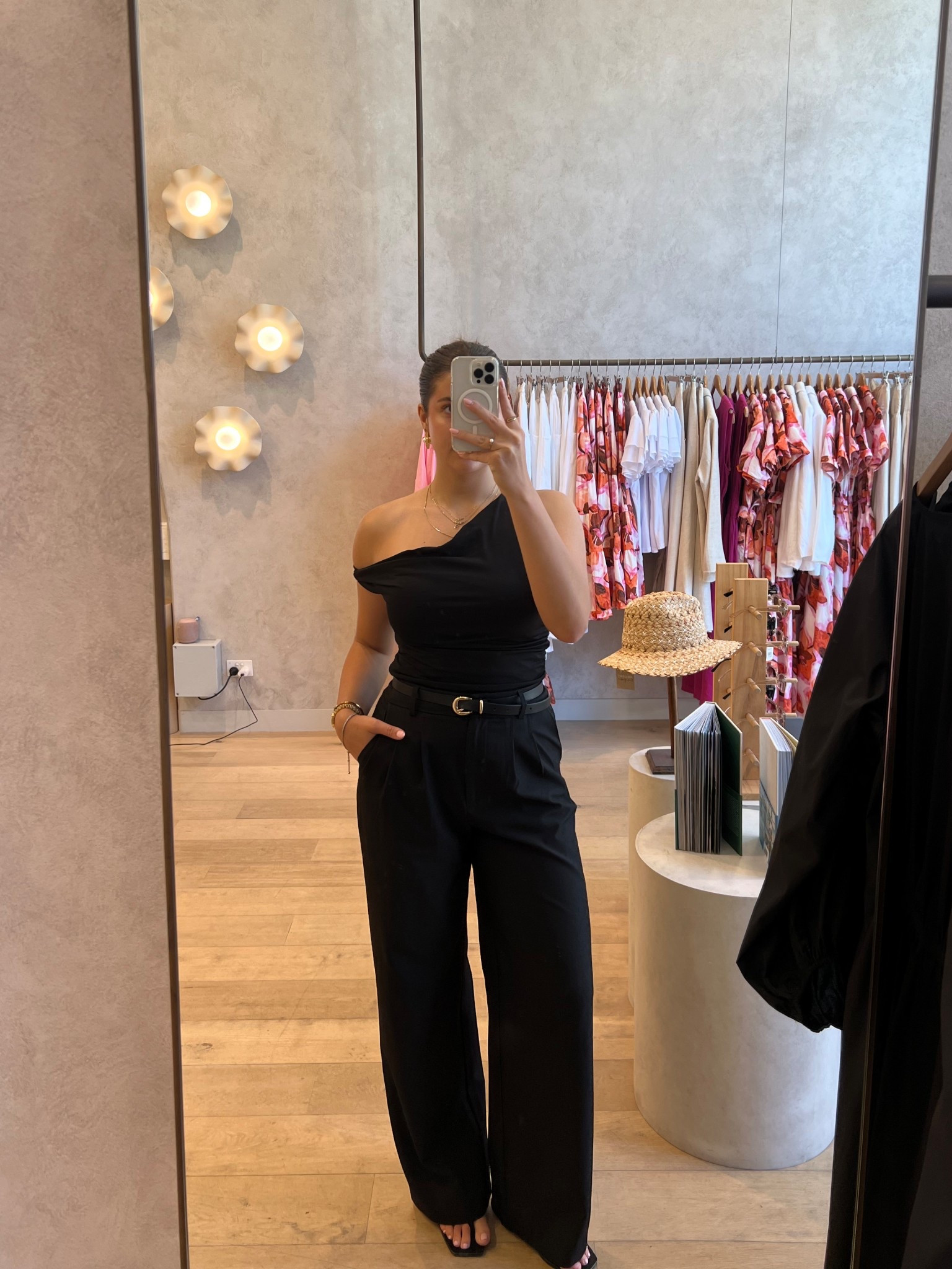 i love an all black outfit! 🖤

sizes:
top - small (linked similar style)
pants - AU10
belt - Small
shoes - 8

#LTKautumn #LTKaustralia #LTKworkwear