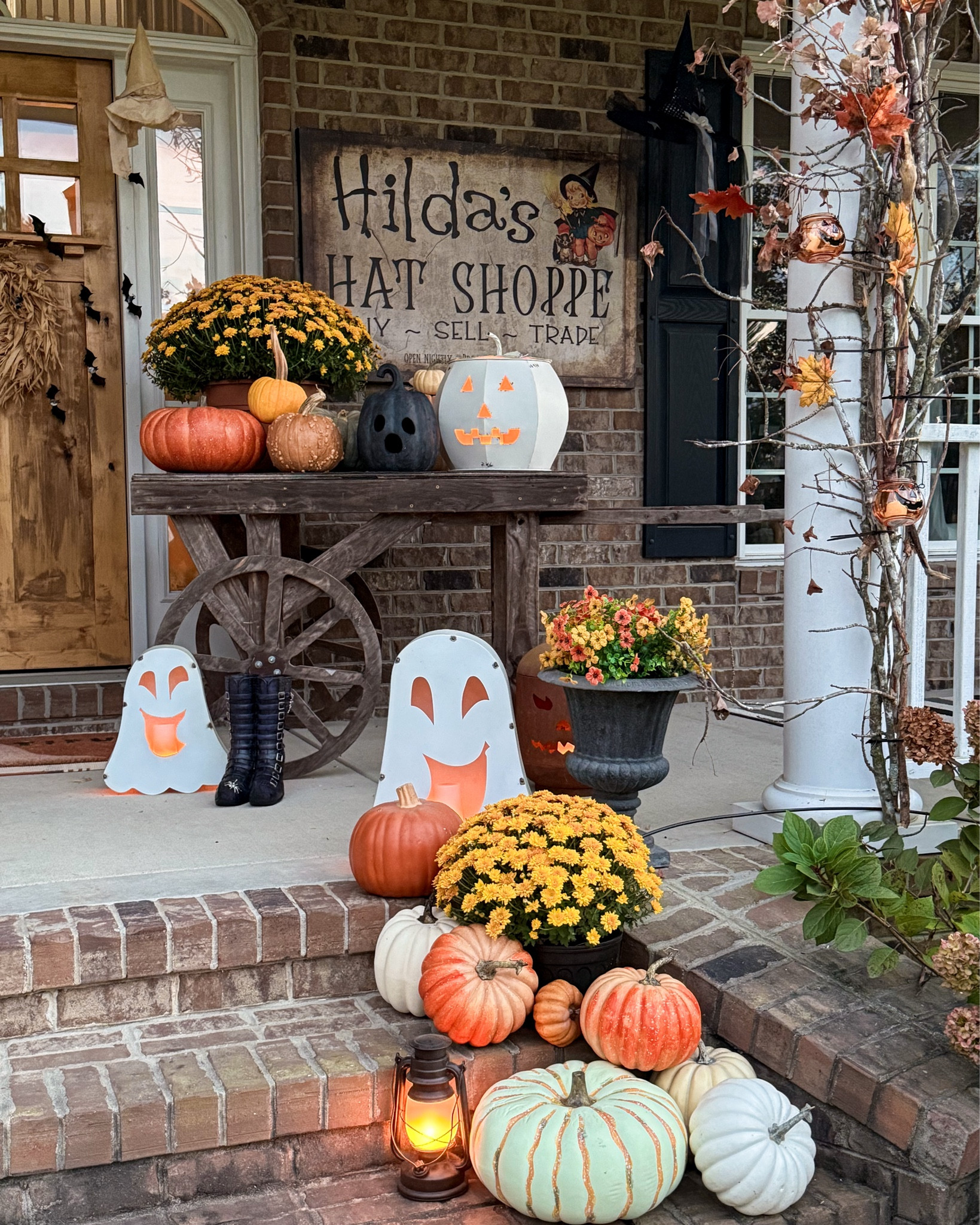 If cozy was a season(with some added ghosts), this would be it! Happy October!👻🍁🎃🍂

#LTKHalloween #LTKStyleTip #LTKSeasonal