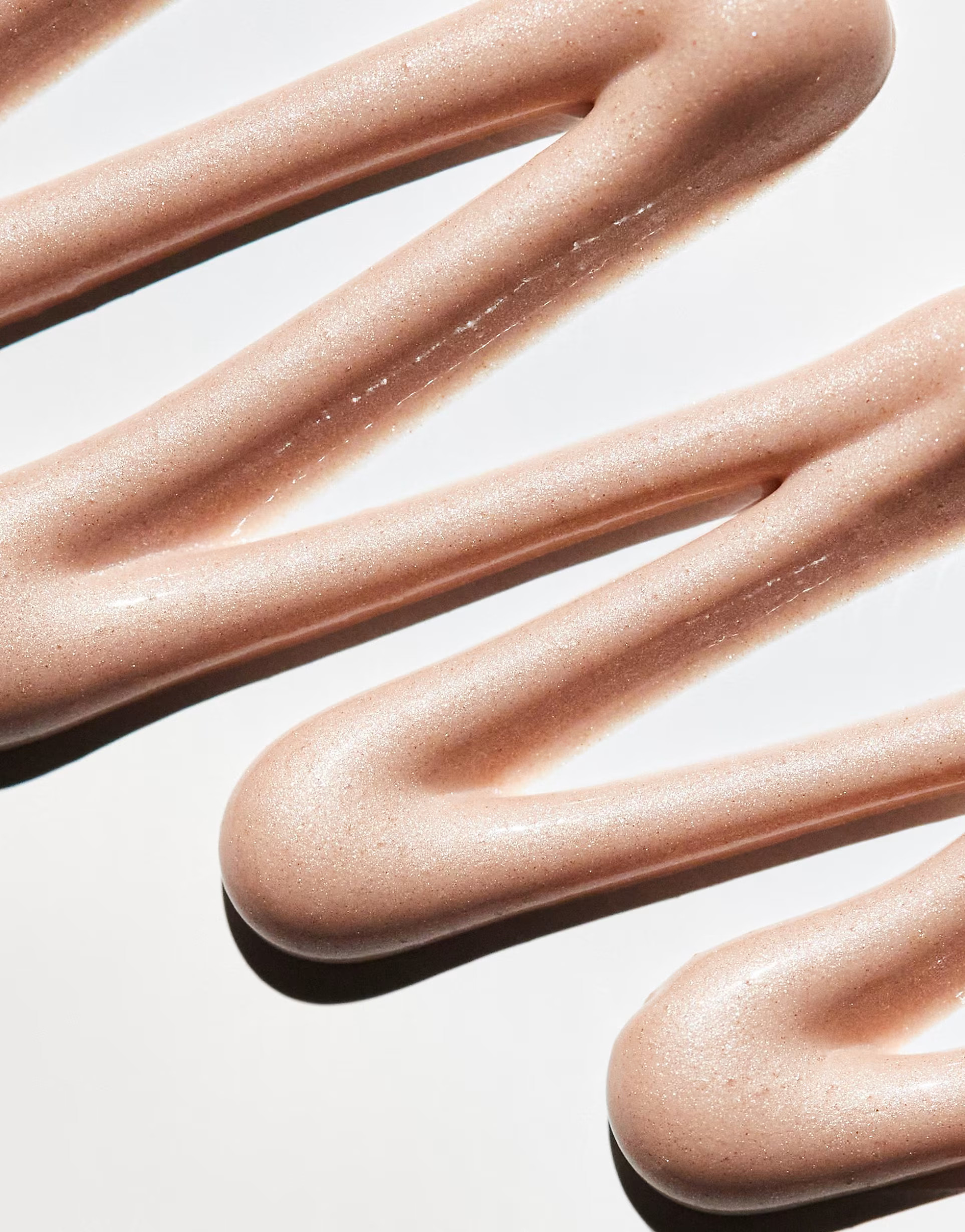 L'Oreal Paris Paradise Lumi Glotion | ASOS (Global)