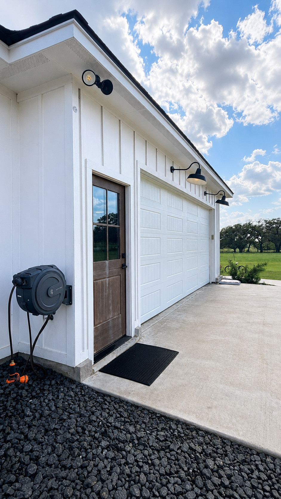 Okay this might be one of our favorite backyard upgrades 👏

We loved this retractable hose reel so much… we ended up buying a second one 😂

✔️ Reaches over 100 ft
✔️ Multiple spray settings
✔️ Automatically retracts when you’re done

No more tangled hoses laying everywhere and honestly it keeps things looking so much cleaner too 🤍

If you’ve been debating one… this is your sign 👀

#backyardfinds #homefinds #outdoorliving #summerfinds #momfinds #farmhousestyle #backyardupgrade #homeorganization #amazonfinds

#LTKmomlife #LTKHome #LTKMens