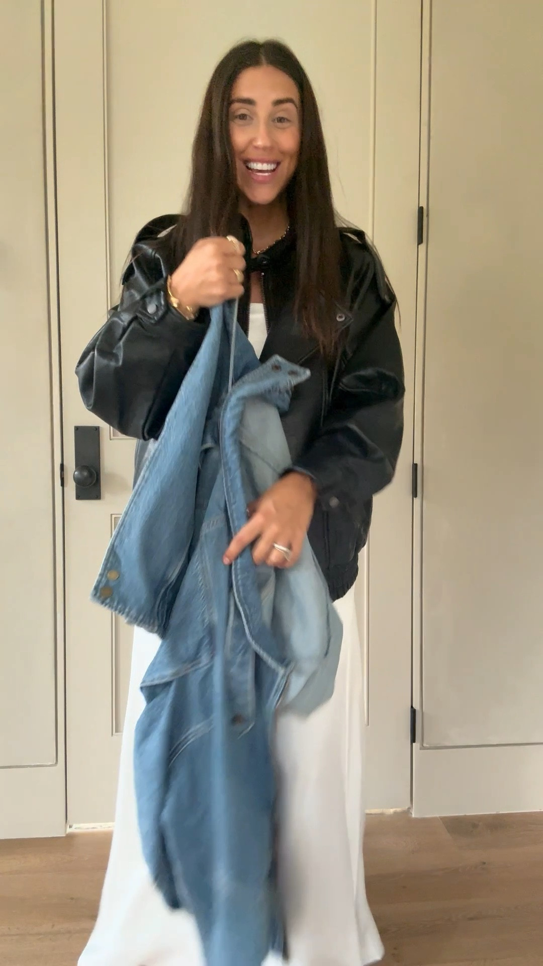 Jackets: medium 
Dress:small

Code: AFLTK

#AbercrombiePartner 
@abercrombie

Dressupbuttercup.com #dressupbuttercup #dederaad


#LTKFallSale #LTKSaleAlert #LTKSeasonal