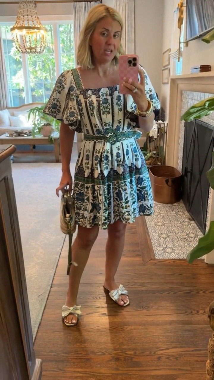 Was $280, Now $134!! Farm Rio Summer Sale: new styles on sale up to 50% off + an EXTRA 20% off w/ code EXTRA20​


I’m a sucker for this print! The square neck, trim & silhouette are so good. This is a such a flattering dress. I’m in xs and 8 sandal.

#LTKootd #LTKmomlife #LTKSaleAlert