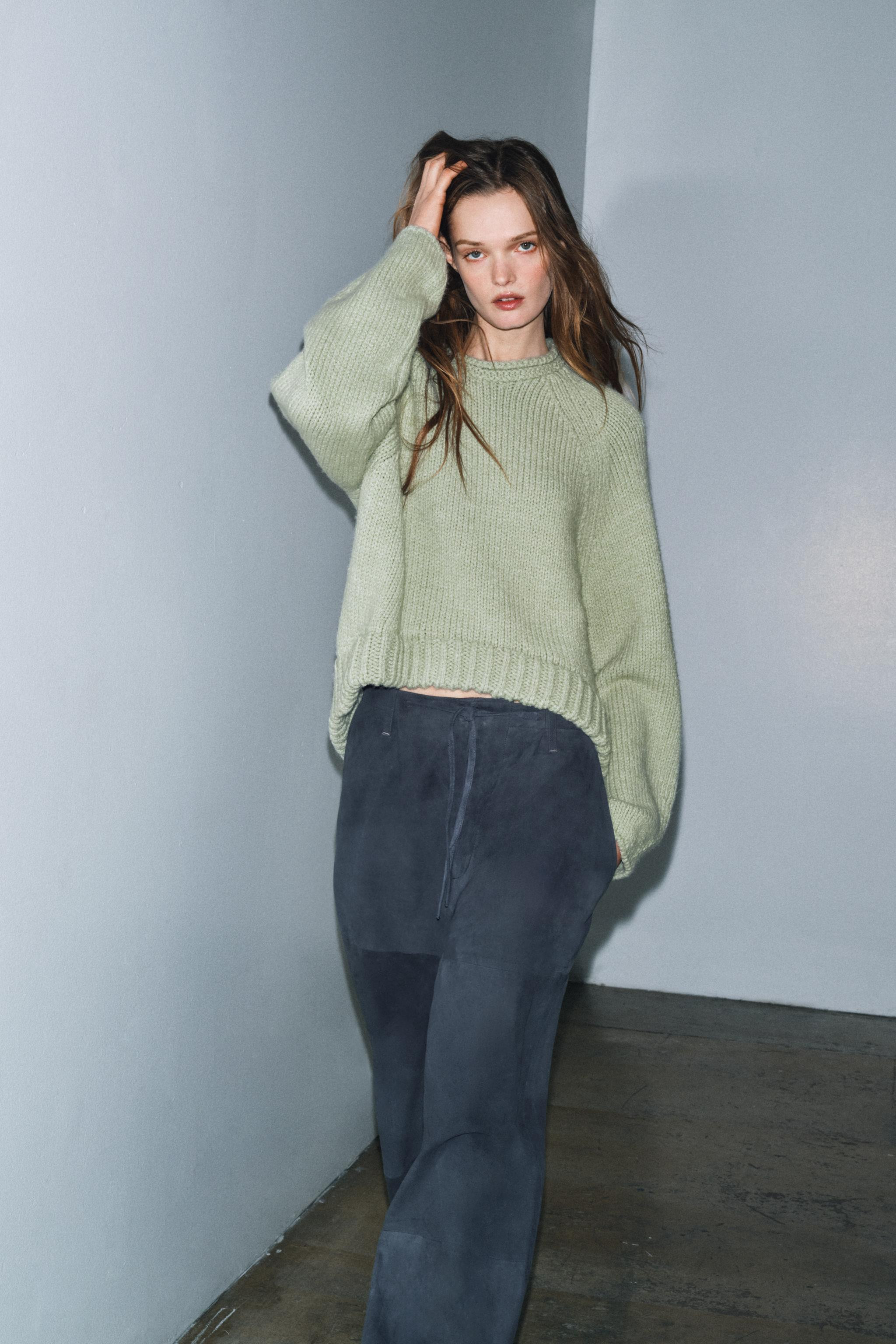 ASYMMETRIC HEM KNIT JUMPER | Zara US