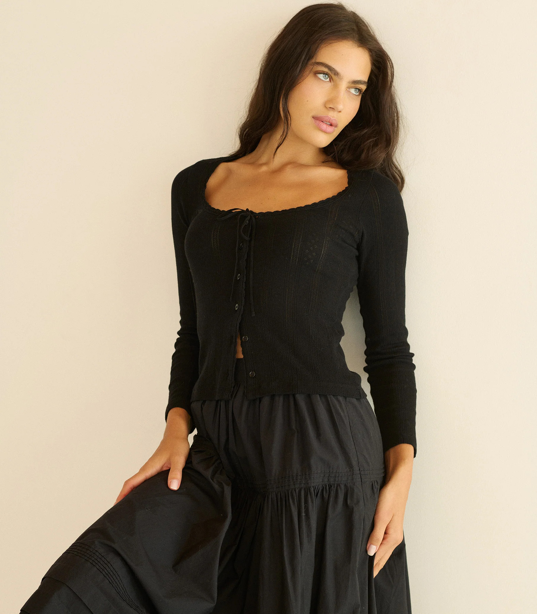 Lori Tee - Black | D\u00d4EN | DOEN